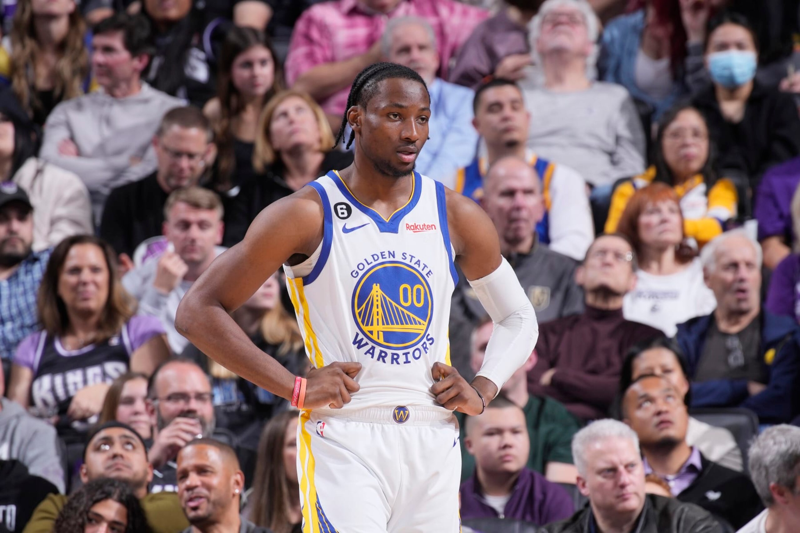 SACRAMENTO, CA - APRIL 7: Jonathan Kuminga #00 of the Golden State Warriors looks on during the game against the Sacramento Kings on April 7, 2023 at Golden 1 Center in Sacramento, California. NOTE TO USER: User expressly acknowledges and agrees that, by downloading and or using this photograph, User is consenting to the terms and conditions of the Getty Images Agreement. Mandatory Copyright Notice: Copyright 2023 NBAE (Photo by Rocky Widner/NBAE via Getty Images)