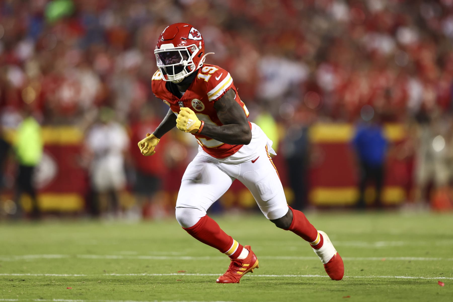 KANSAS CITY, MO - SEPTEMBER 7: Kadarius Toney #19 of the Kansas City Chiefs runs downfield during an NFL football game against the Detroit Lions at GEHA Field at Arrowhead Stadium on September 7, 2023 in Kansas City, Missouri. (Photo by Kevin Sabitus/Getty Images)