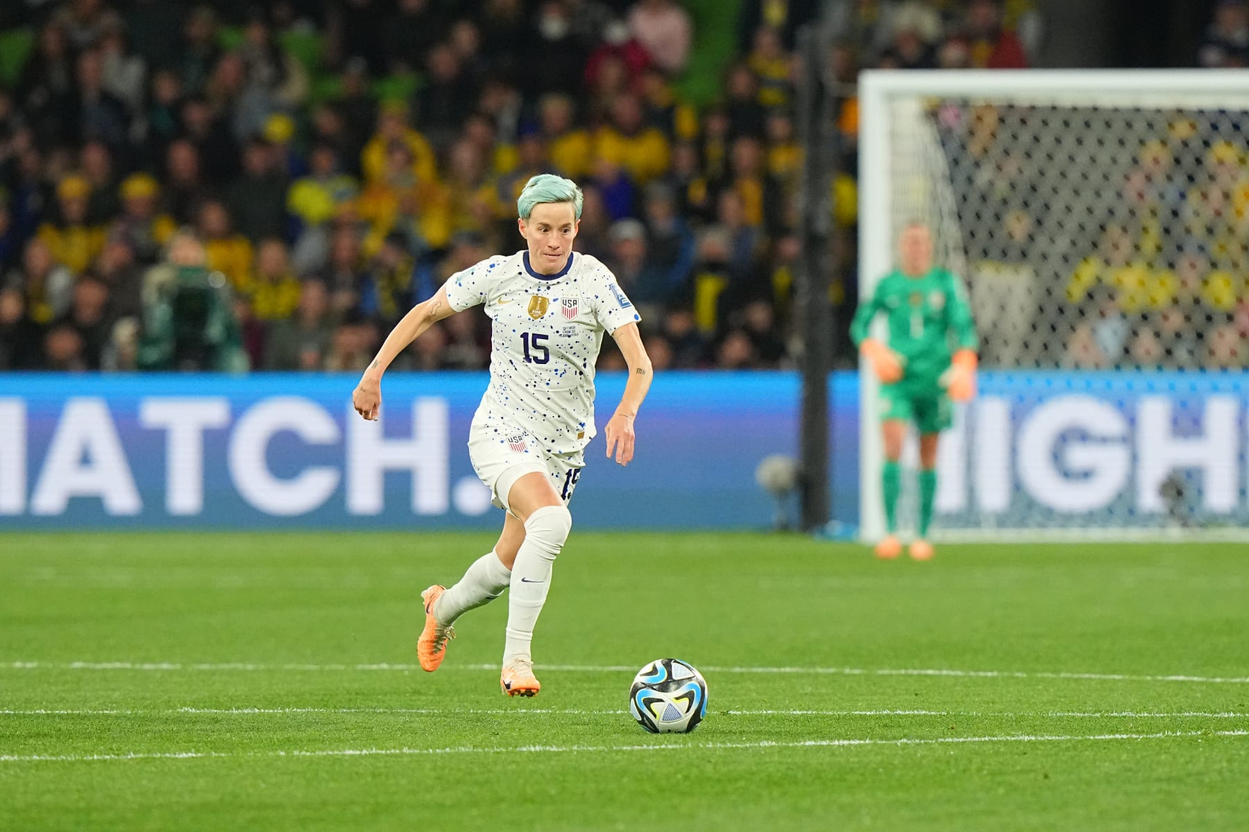 Soccer: FIFA World Cup: USA Megan Rapinoe (15) in action, dribbles the ball vs Sweden during a Round of 16 match between Winner Group G and Runner Up Group E at Melbourne Rectangular Stadium. 
Melbourne, Australia 8/6/2023 
CREDIT: Erick W. Rasco (Photo by Erick W. Rasco/Sports Illustrated via Getty Images) 
(Set Number: X164393 TK1)