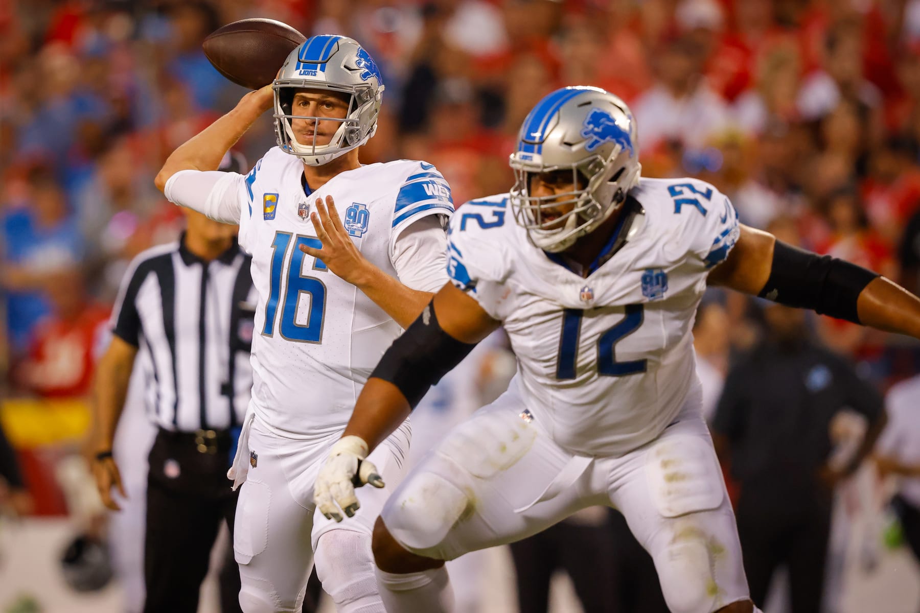 KANSAS CITY, MISSOURI - SEPTEMBER 7: Jared Goff #16 of the Detroit Lions throws a first quarter pass against the Kansas City Chiefs at GEHA Field at Arrowhead Stadium on September 7, 2023 in Kansas City, Missouri. (Photo by David Eulitt/Getty Images)