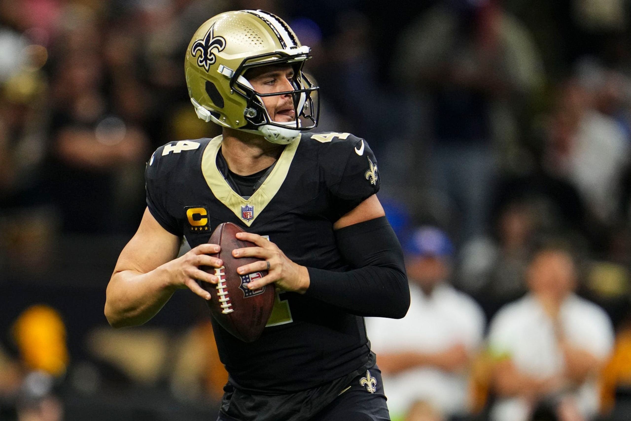 Saints QB Derek Carr
