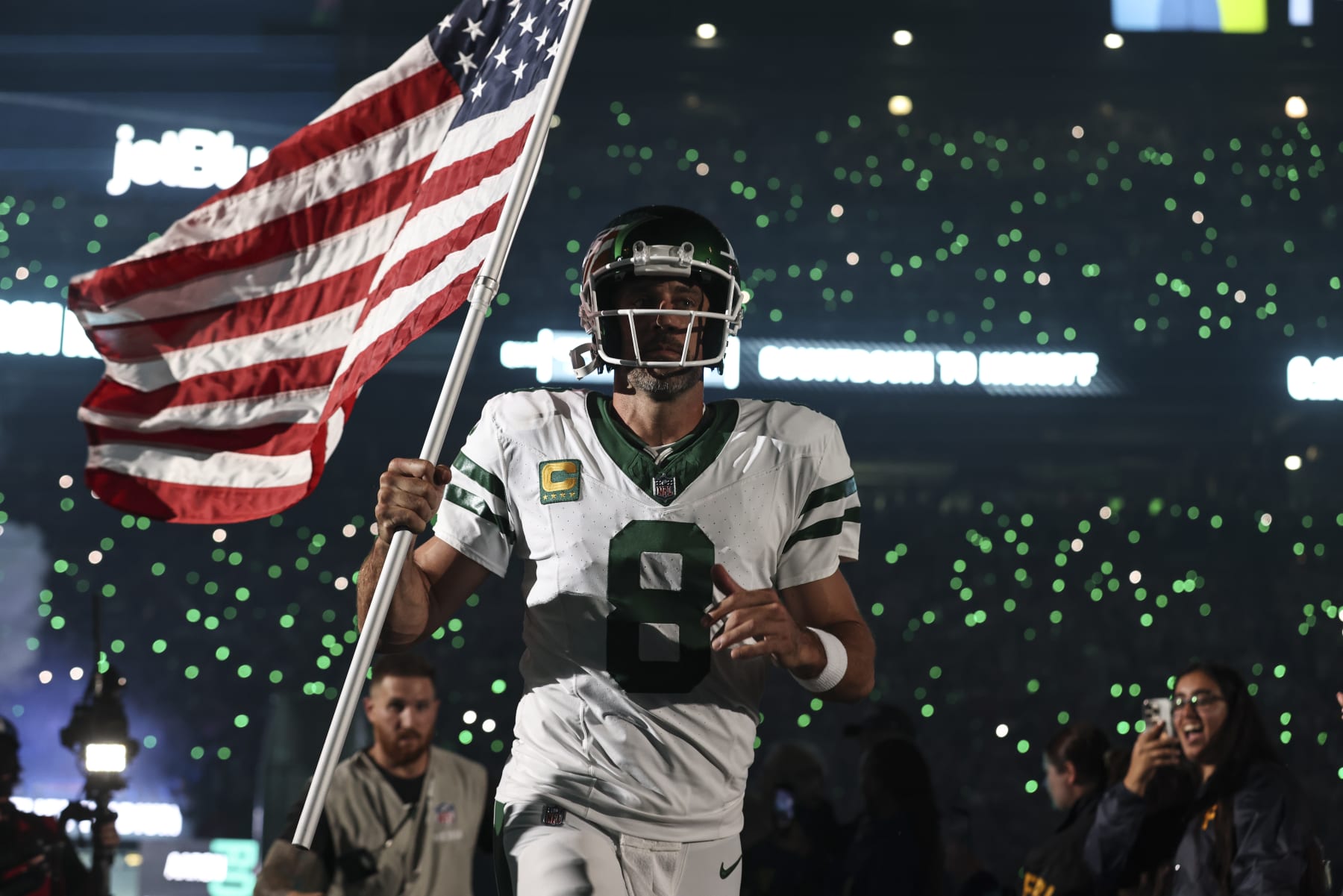 EAST RUTHERFORD, NEW JERSEY - SEPTEMBER 11: Aaron Rodgers #8 of the New York Jets takes the field prior to a game against the Buffalo Bills at MetLife Stadium on September 11, 2023 in East Rutherford, New Jersey. (Photo by Michael Owens/Getty Images)