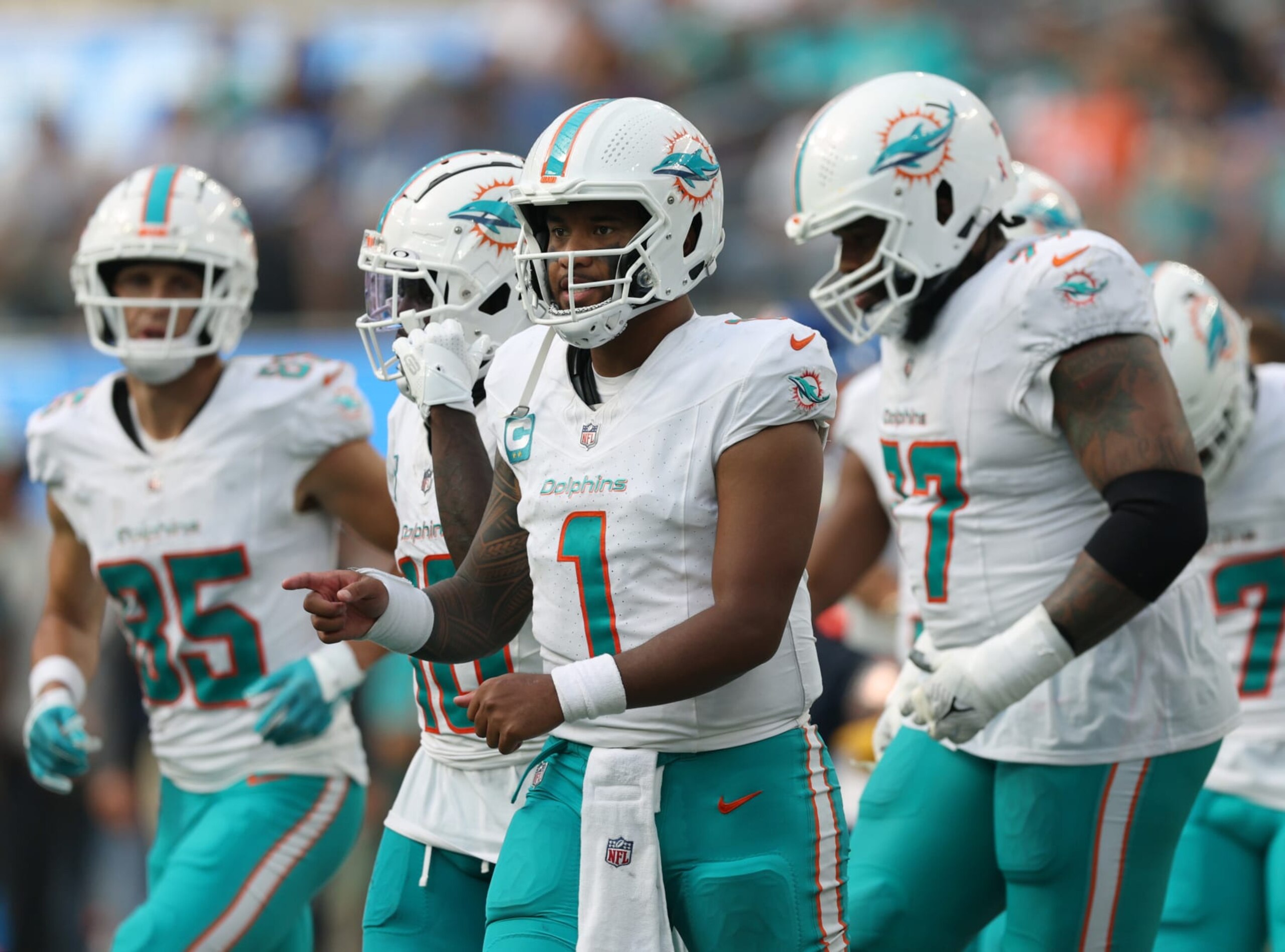 INGLEWOOD, CALIFORNIA - SEPTEMBER 10: Tua Tagovailoa #1 of the Miami Dolphins returns to the field during a 36-34 Dolphins win over the Los Angeles Chargers at SoFi Stadium on September 10, 2023 in Inglewood, California. (Photo by Harry How/Getty Images)