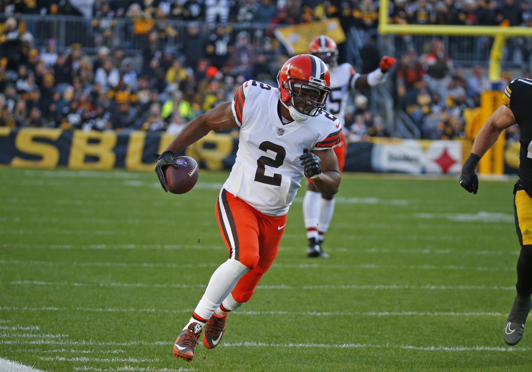 PITTSBURGH, PA - JANUARY 08:  Amari Cooper #2 of the Cleveland Browns in action against the Pittsburgh Steelers on January 8, 2022 at Acrisure Stadium in Pittsburgh, Pennsylvania.  (Photo by Justin K. Aller/Getty Images)