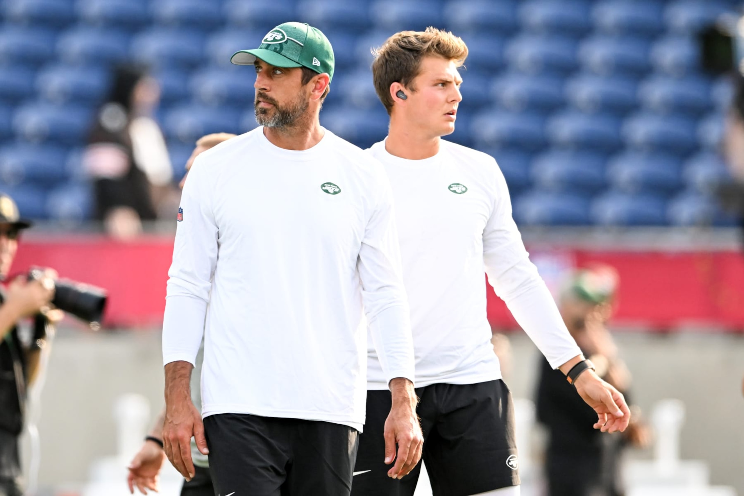 CANTON, OHIO - AUGUST 03: Aaron Rodgers #8 and Zach Wilson #2 of the New York Jets warm up prior to the 2023 Pro Hall of Fame Game against the Cleveland Browns at Tom Benson Hall Of Fame Stadium on August 3, 2023 in Canton, Ohio. (Photo by Nick Cammett/Getty Images)