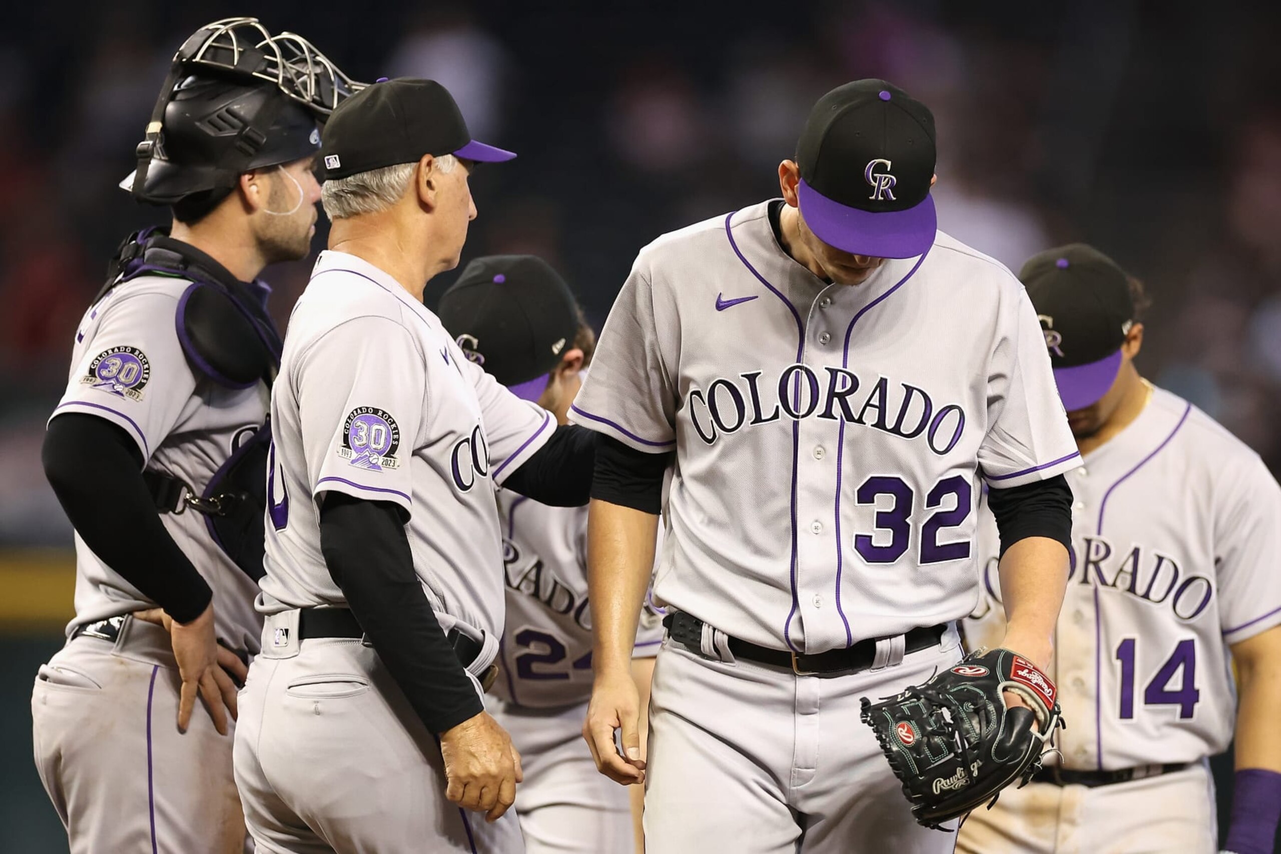 PHOENIX, ARIZONA - SEPTEMBER 06: Starting pitcher Chris Flexen #32 of the Colorado Rockies is removed by manager Bud Black #10 during the third inning of the MLB game against the Arizona Diamondbacks at Chase Field on September 06, 2023 in Phoenix, Arizona. (Photo by Christian Petersen/Getty Images)