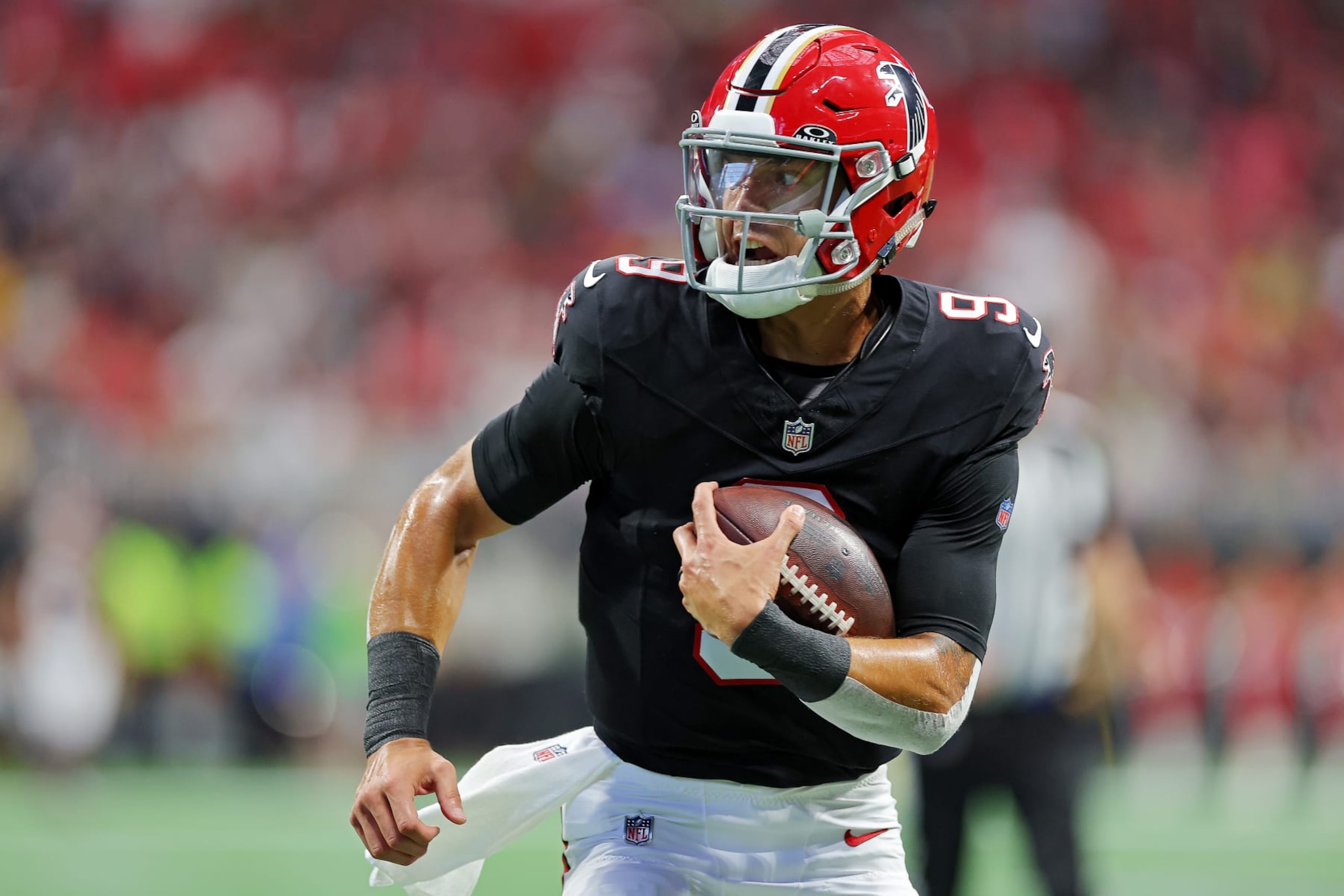 Falcons quarterback Desmond Ridder