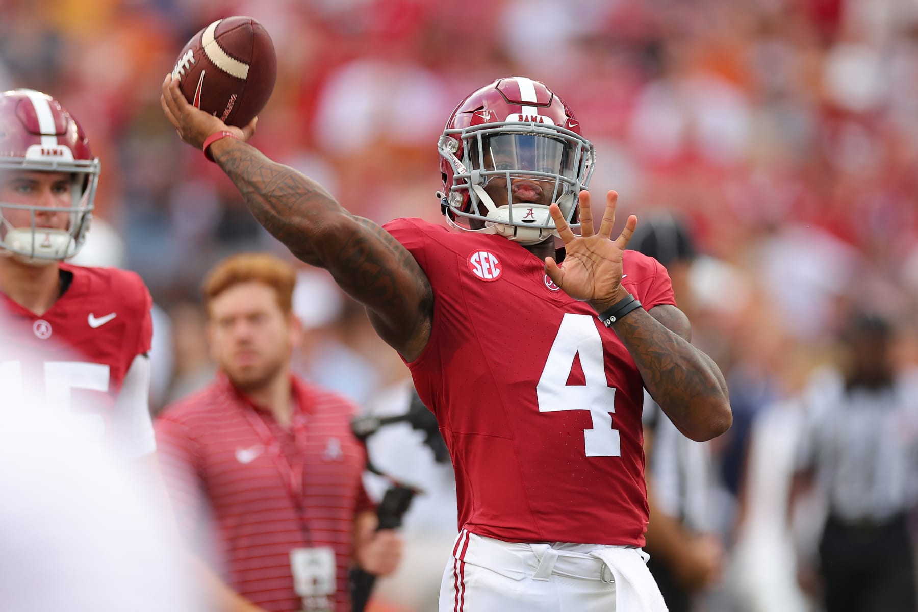 TUSCALOOSA, ALABAMA - SEPTEMBER 09: Jalen Milroe #4 of the Alabama Crimson Tide warms-up prior to a game against the Texas Longhorns at Bryant-Denny Stadium on September 09, 2023 in Tuscaloosa, Alabama. (Photo by Kevin C. Cox/Getty Images)