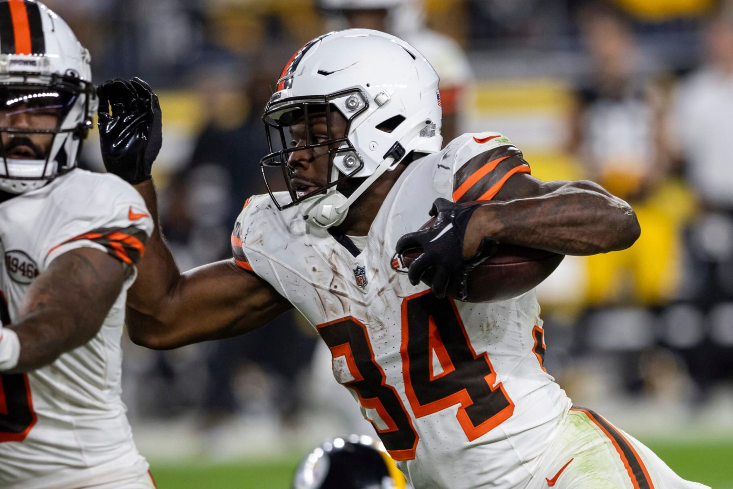 Cleveland Browns running back Jerome Ford (34) rushes during an NFL football game, Monday, Sept. 18, 2023, in Pittsburgh. (AP Photo/Matt Durisko)