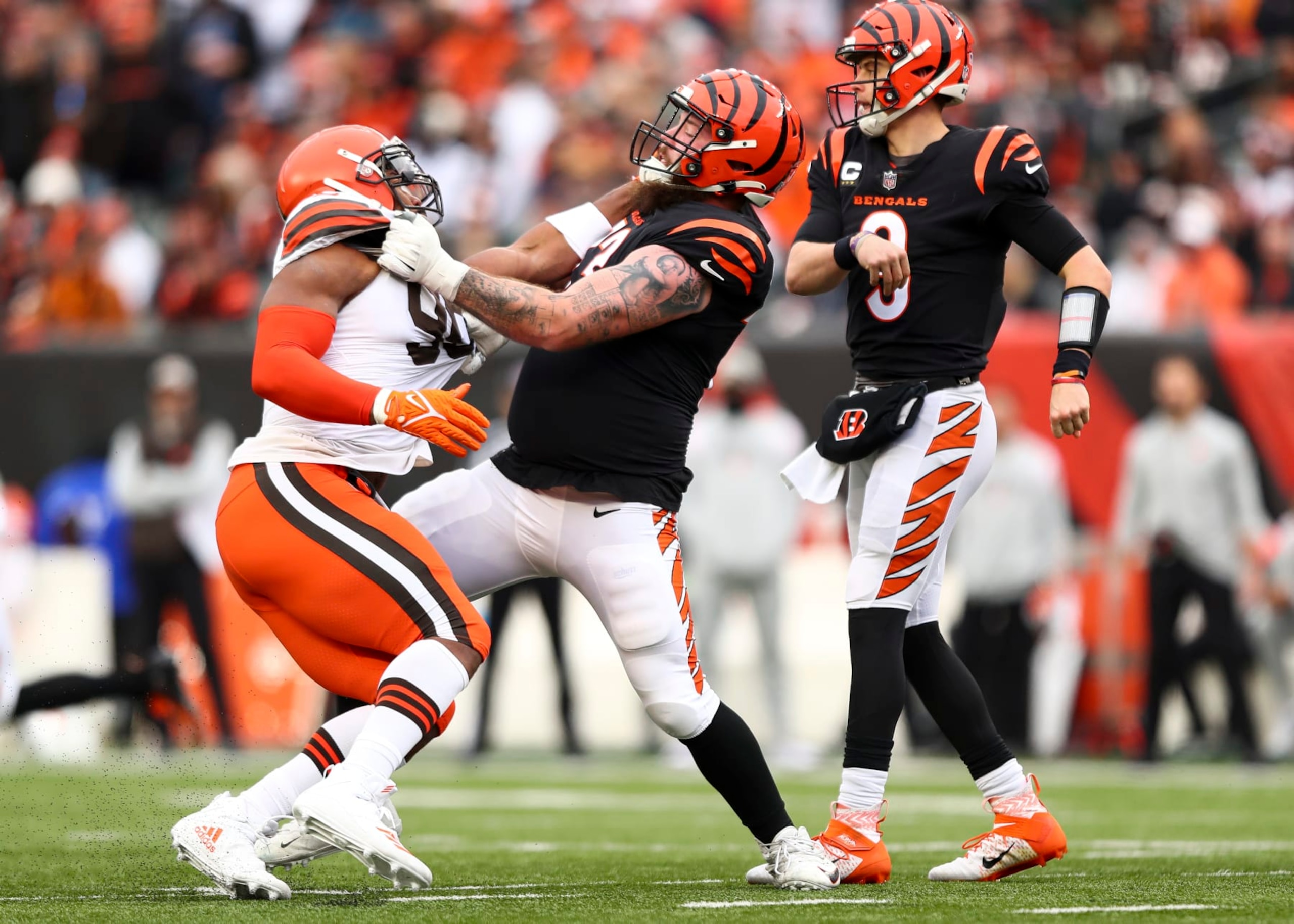 CINCINNATI, OH - DECEMBER 11: Jonah Williams #73 of the Cincinnati Bengals blocks Myles Garrett #95 of the Cleveland Browns during an NFL football game at Paycor Stadium on December 11, 2022 in Cincinnati, Ohio. (Photo by Kevin Sabitus/Getty Images)