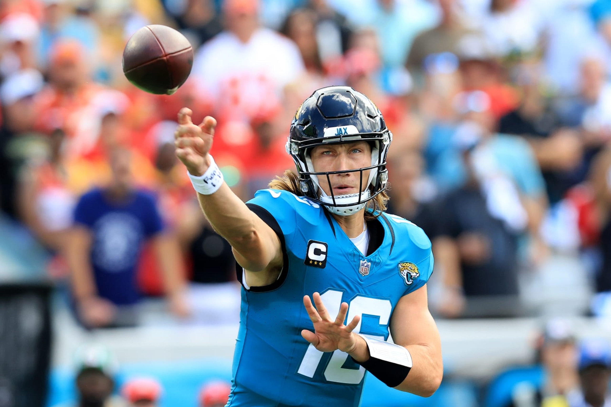 JACKSONVILLE, FLORIDA - SEPTEMBER 17: Trevor Lawrence #16 of the Jacksonville Jaguars attempts a pass during the game against the Kansas City Chiefs at EverBank Field on September 17, 2023 in Jacksonville, Florida. (Photo by Sam Greenwood/Getty Images) JACKSONVILLE, FLORIDA - SEPTEMBER 17: Trevor Lawrence #16 of the Jacksonville Jaguars attempts a pass during the game against the Kansas City Chiefs at EverBank Field on September 17, 2023 in Jacksonville, Florida. (Photo by Sam Greenwood/Getty Images)