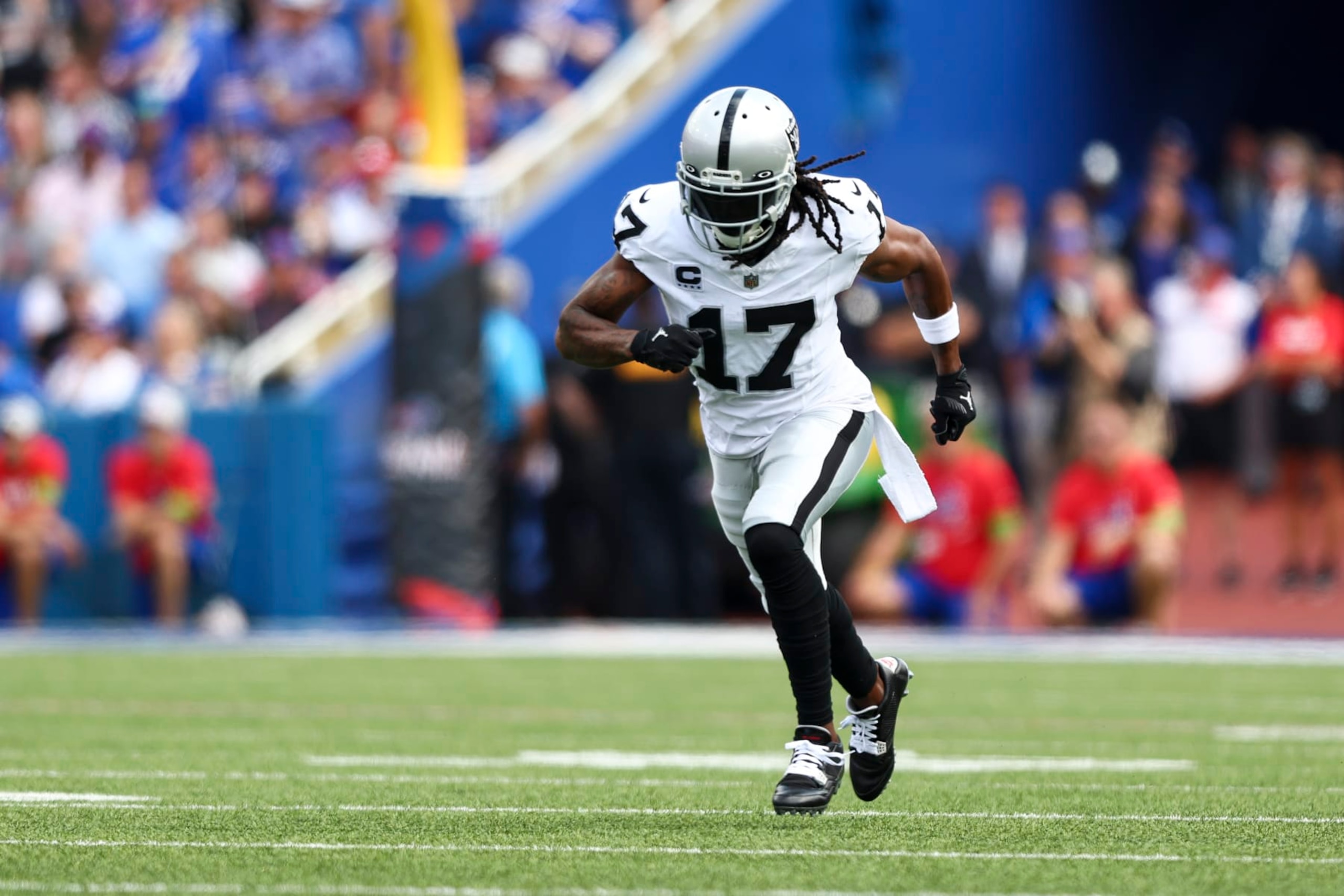 ORCHARD PARK, NY - SEPTEMBER 17: Davante Adams #17 of the Las Vegas Raiders runs downfield during an NFL football game against the Buffalo Bills at Highmark Stadium on September 17, 2023 in Orchard Park, New York. (Photo by Kevin Sabitus/Getty Images) ORCHARD PARK, NY - SEPTEMBER 17: Davante Adams #17 of the Las Vegas Raiders runs downfield during an NFL football game against the Buffalo Bills at Highmark Stadium on September 17, 2023 in Orchard Park, New York. (Photo by Kevin Sabitus/Getty Images)