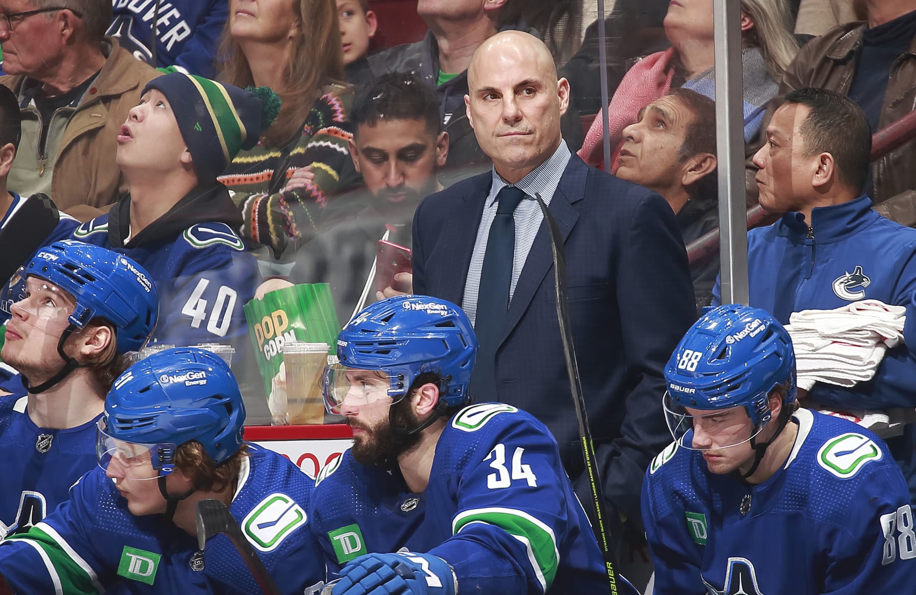 Head coach Rick Tocchet 