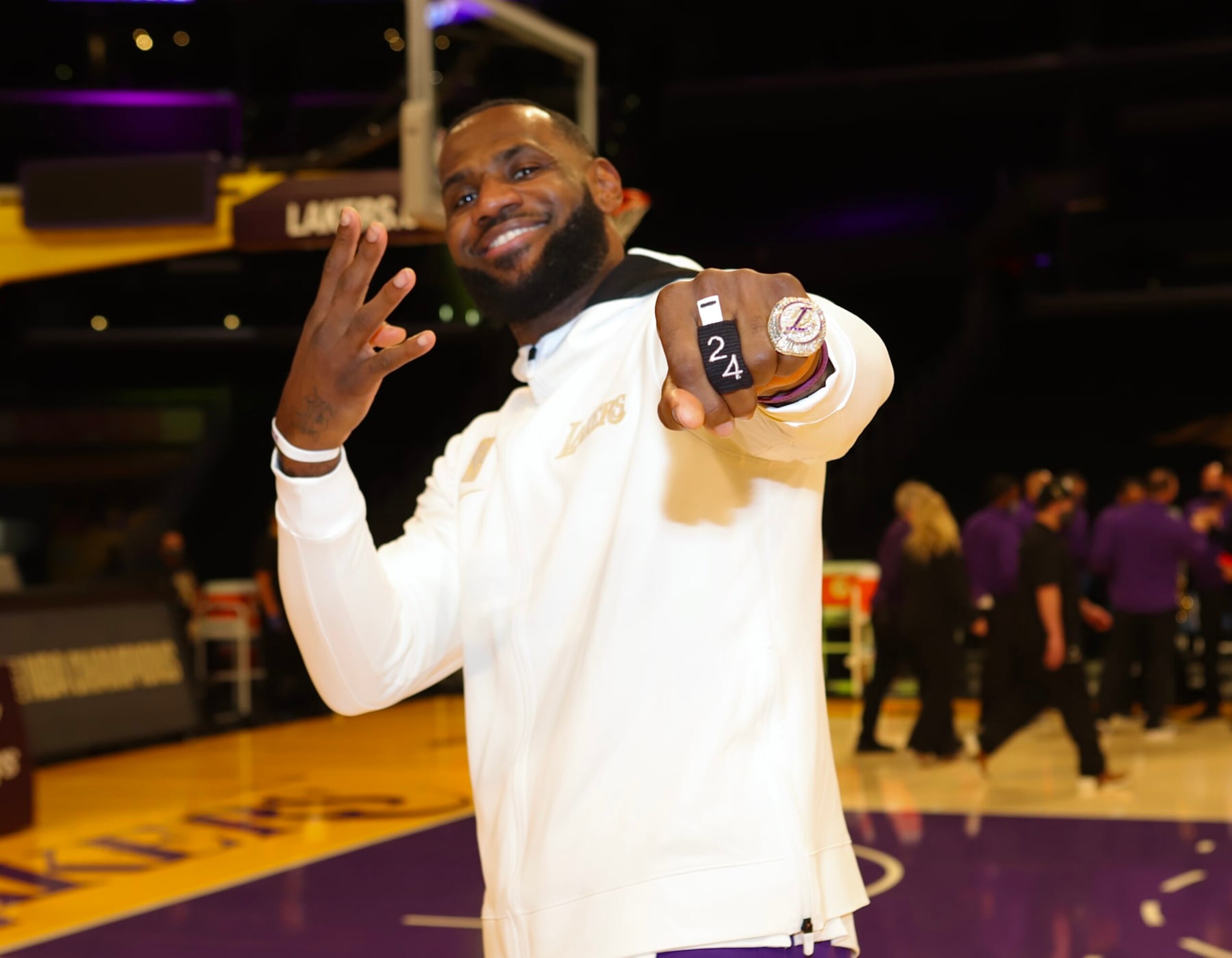LOS ANGELES, CA - DECEMBER 22: LeBron James #23 of the Los Angeles Lakers shows his Championship rings after the game against the LA Clippers on December 22, 2020 at STAPLES Center in Los Angeles, California. NOTE TO USER: User expressly acknowledges and agrees that, by downloading and/or using this photograph, user is consenting to the terms and conditions of the Getty Images License Agreement. Mandatory Copyright Notice: Copyright 2020 NBAE (Photo by Jim Poorten/NBAE via Getty Images) LOS ANGELES, CA - DECEMBER 22: LeBron James #23 of the Los Angeles Lakers shows his Championship rings after the game against the LA Clippers on December 22, 2020 at STAPLES Center in Los Angeles, California. NOTE TO USER: User expressly acknowledges and agrees that, by downloading and/or using this photograph, user is consenting to the terms and conditions of the Getty Images License Agreement. Mandatory Copyright Notice: Copyright 2020 NBAE (Photo by Jim Poorten/NBAE via Getty Images)