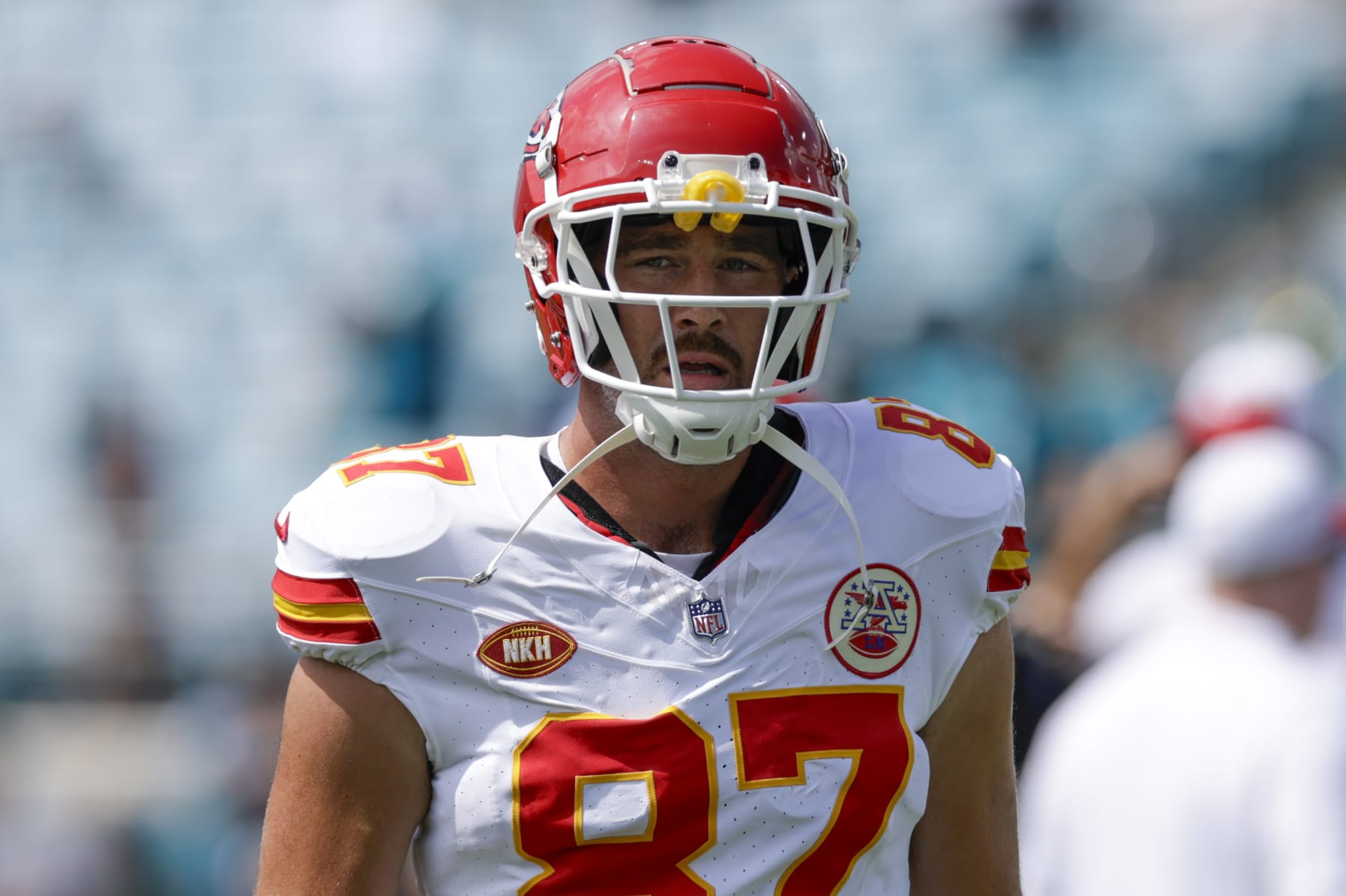 JACKSONVILLE, FL - SEPTEMBER 17: Kansas City Chiefs tight end Travis Kelce (87) during the game between the Kansas City Chiefs and the Jacksonville Jaguars on September 17, 2023 at EverBank Stadium in Jacksonville, Fl. (Photo by David Rosenblum/Icon Sportswire via Getty Images)