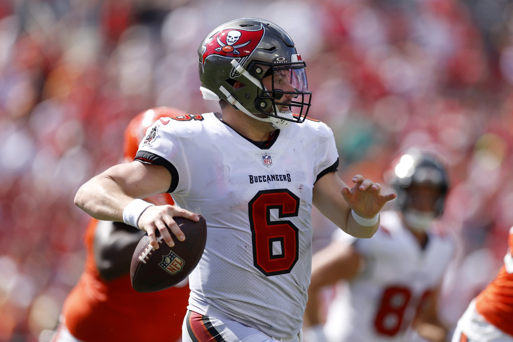 TAMPA, FLORIDA - SEPTEMBER 17: Baker Mayfield #6 of the Tampa Bay Buccaneers attempts a pass during the fourth quarter against the Chicago Bears at Raymond James Stadium on September 17, 2023 in Tampa, Florida. (Photo by Mike Ehrmann/Getty Images)