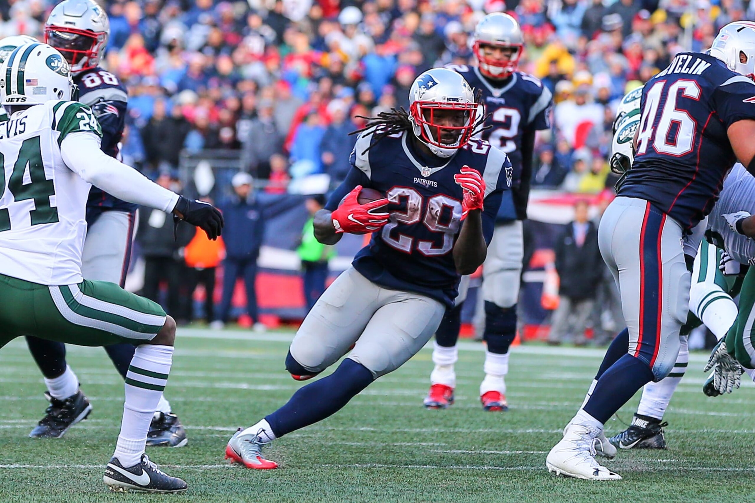 FOXBOROUGH, MA - DECEMBER 24:  New England Patriots running back LeGarrette Blount (29) during the National Football League game between the New England Patriots and the New York Jets on December 24, 2016, at Gillette Stadium in Foxborough, MA. The New England Patriots defeat the New York Jets 41-3.  (Photo by Rich Graessle/Icon Sportswire via Getty Images)