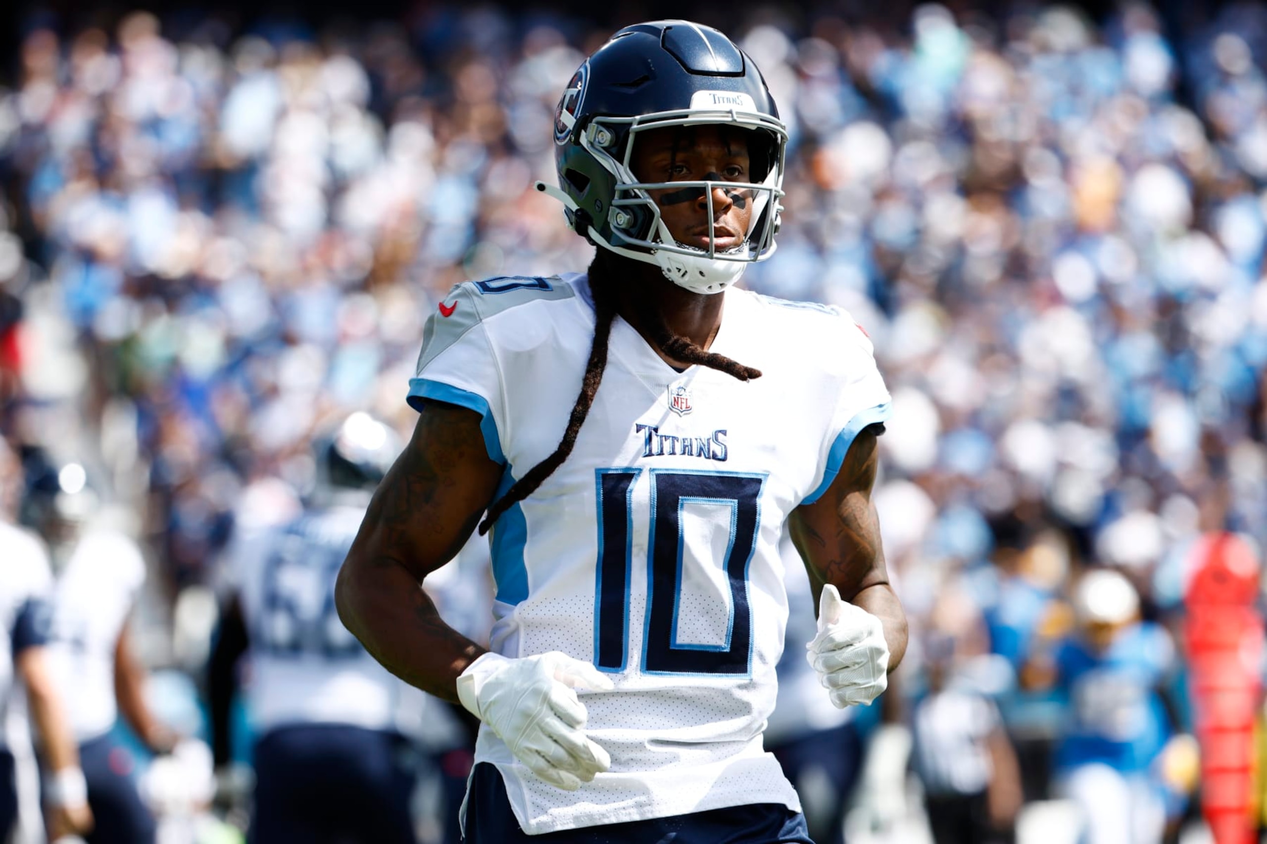 NASHVILLE, TENNESSEE - SEPTEMBER 17: DeAndre Hopkins #10 of the Tennessee Titans looks on during the game against the Los Angeles Chargers at Nissan Stadium on September 17, 2023 in Nashville, Tennessee. (Photo by Johnnie Izquierdo/Getty Images)
