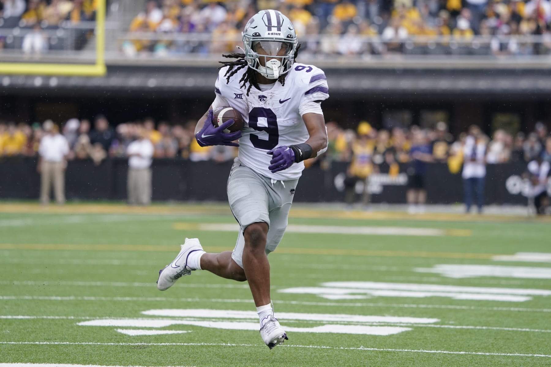 COLUMBIA, MISSOURI - SEPTEMBER 16: Running back Treshaun Ward #9 of the Kansas State Wildcats runs against the Missouri Tigers at Faurot Field/Memorial Stadium on September 16, 2023 in Columbia, Missouri. (Photo by Ed Zurga/Getty Images)