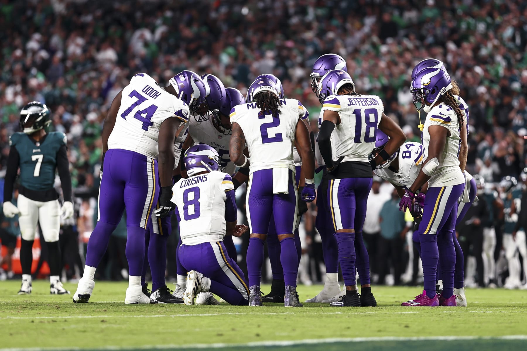 PHILADELPHIA, PA - SEPTEMBER 14: Kirk Cousins #8 of the Minnesota Vikings and the offense huddles during an NFL football game against the Philadelphia Eagles at Lincoln Financial Field on September 14, 2023 in Philadelphia, Pennsylvania. (Photo by Kevin Sabitus/Getty Images)