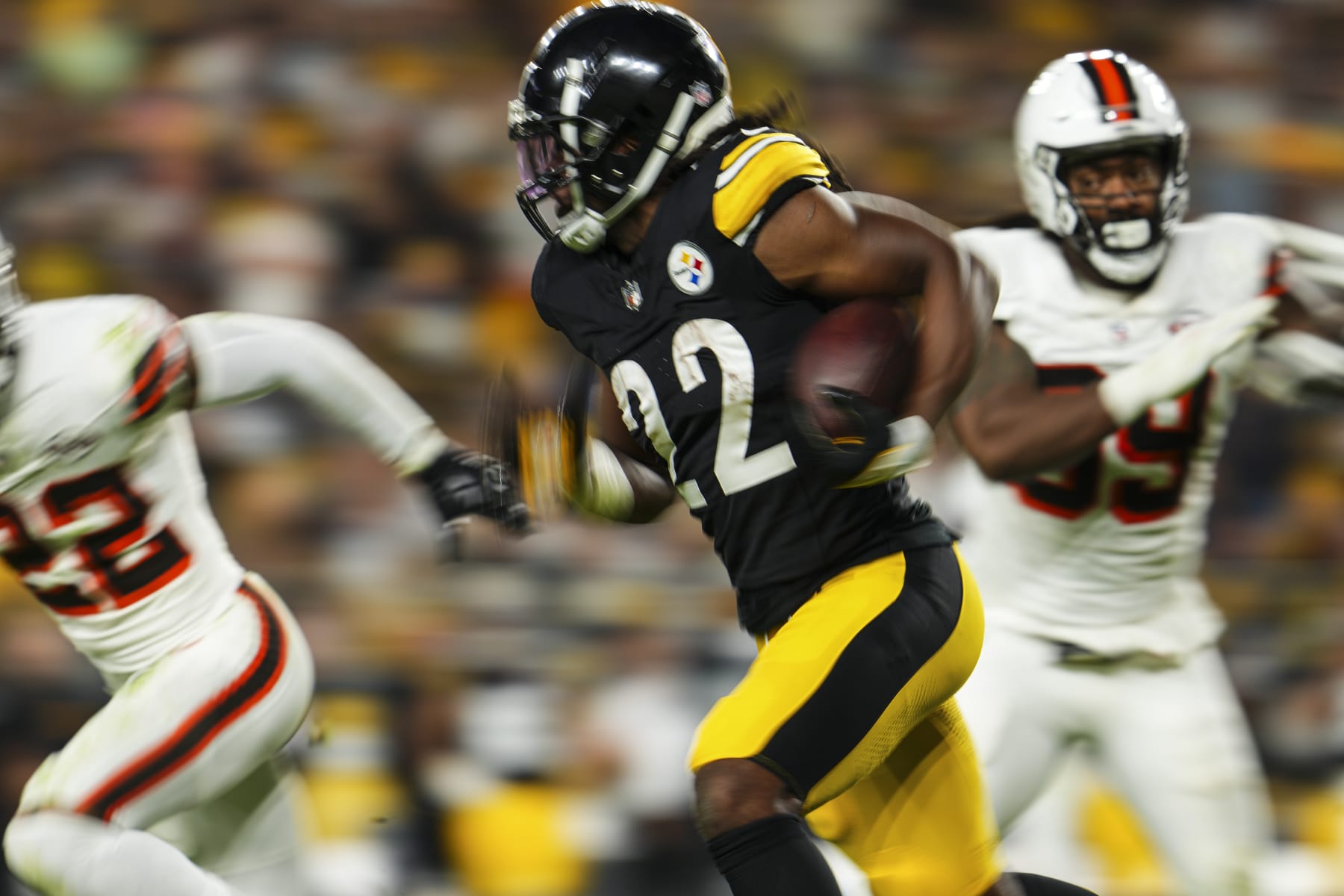 PITTSBURGH, PA - SEPTEMBER 18: Najee Harris #22 of the Pittsburgh Steelers runs the ball at Acrisure Stadium on September 18, 2023 in Pittsburgh, Pennsylvania. (Photo by Cooper Neill/Getty Images)
