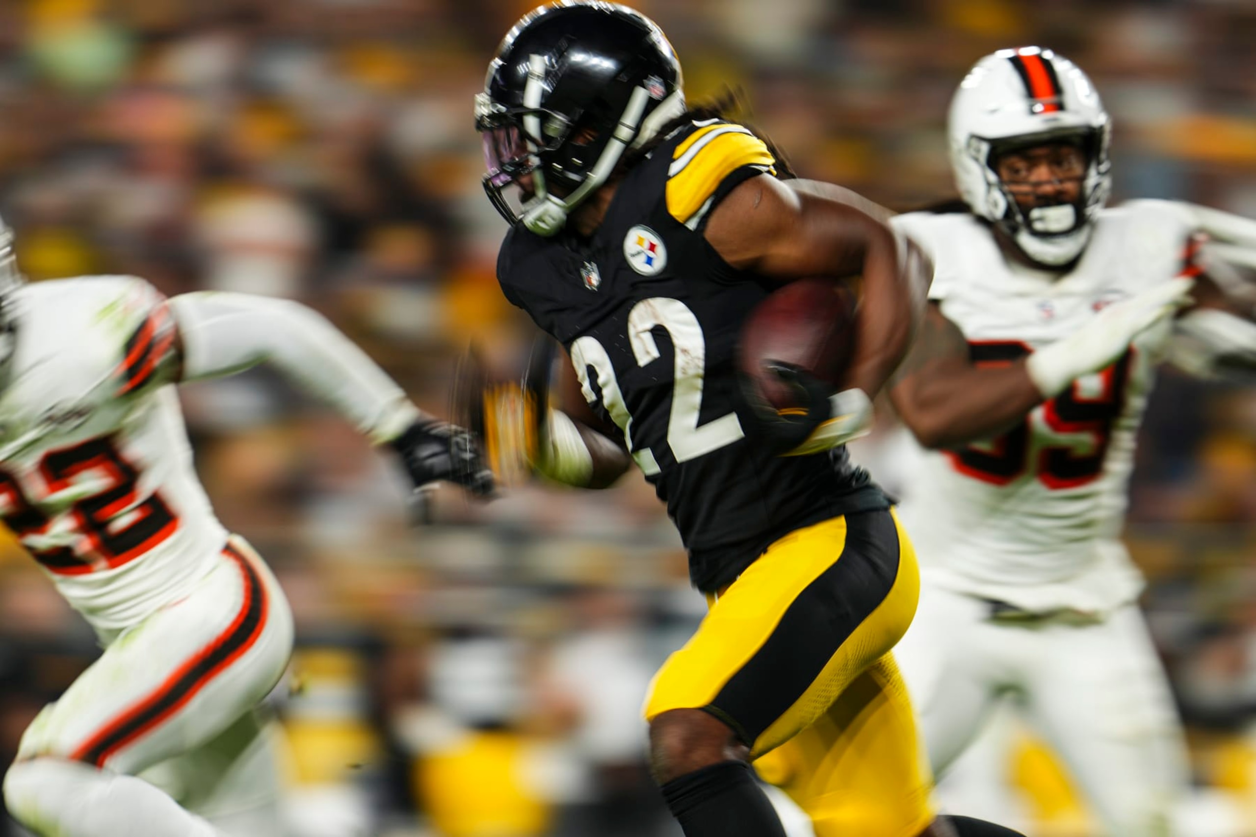 PITTSBURGH, PA - SEPTEMBER 18: Najee Harris #22 of the Pittsburgh Steelers runs the ball at Acrisure Stadium on September 18, 2023 in Pittsburgh, Pennsylvania. (Photo by Cooper Neill/Getty Images)