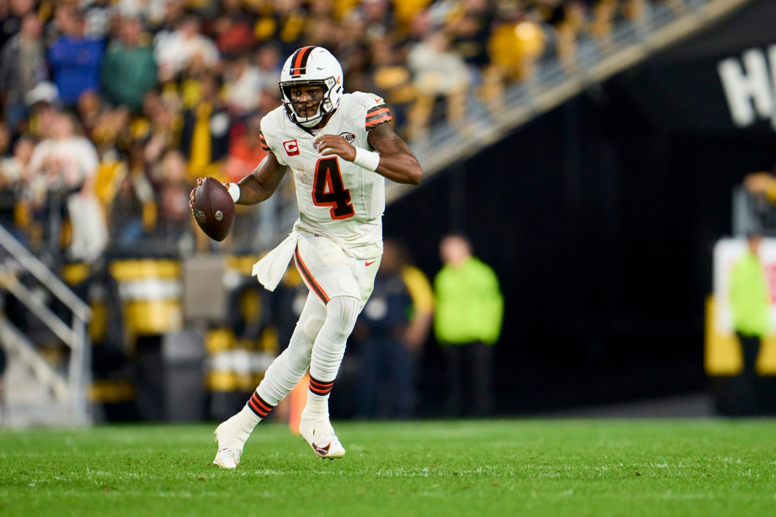 PITTSBURGH, PA - SEPTEMBER 18: Deshaun Watson #4 of the Cleveland Browns scrambles against the Pittsburgh Steelers during the second half at Acrisure Stadium on September 18, 2023 in Pittsburgh, Pennsylvania. (Photo by Cooper Neill/Getty Images)
