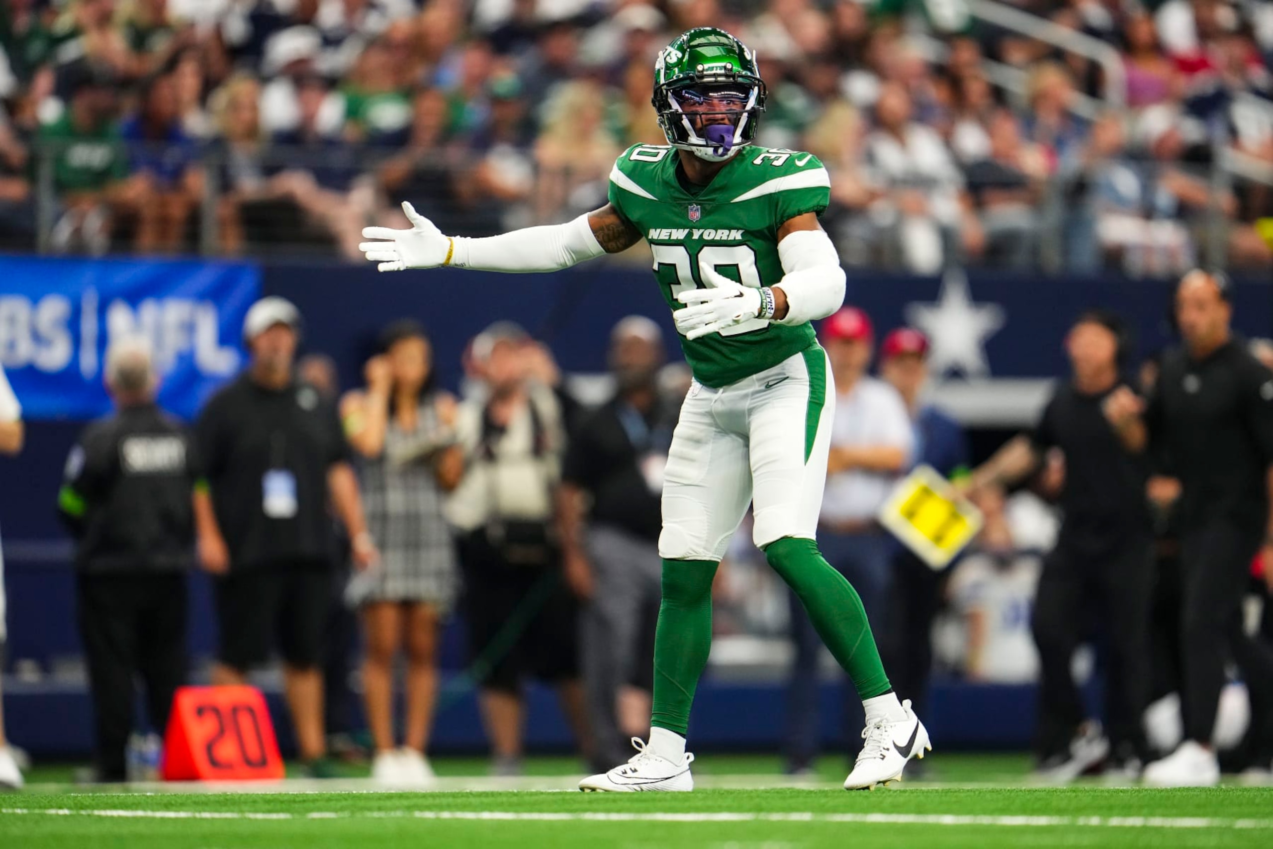 ARLINGTON, TX - SEPTEMBER 17: Michael Carter II #30 of the New York Jets defends in coverage during a football game at AT&T Stadium on September 17, 2023 in Arlington, Texas. (Photo by Cooper Neill/Getty Images)