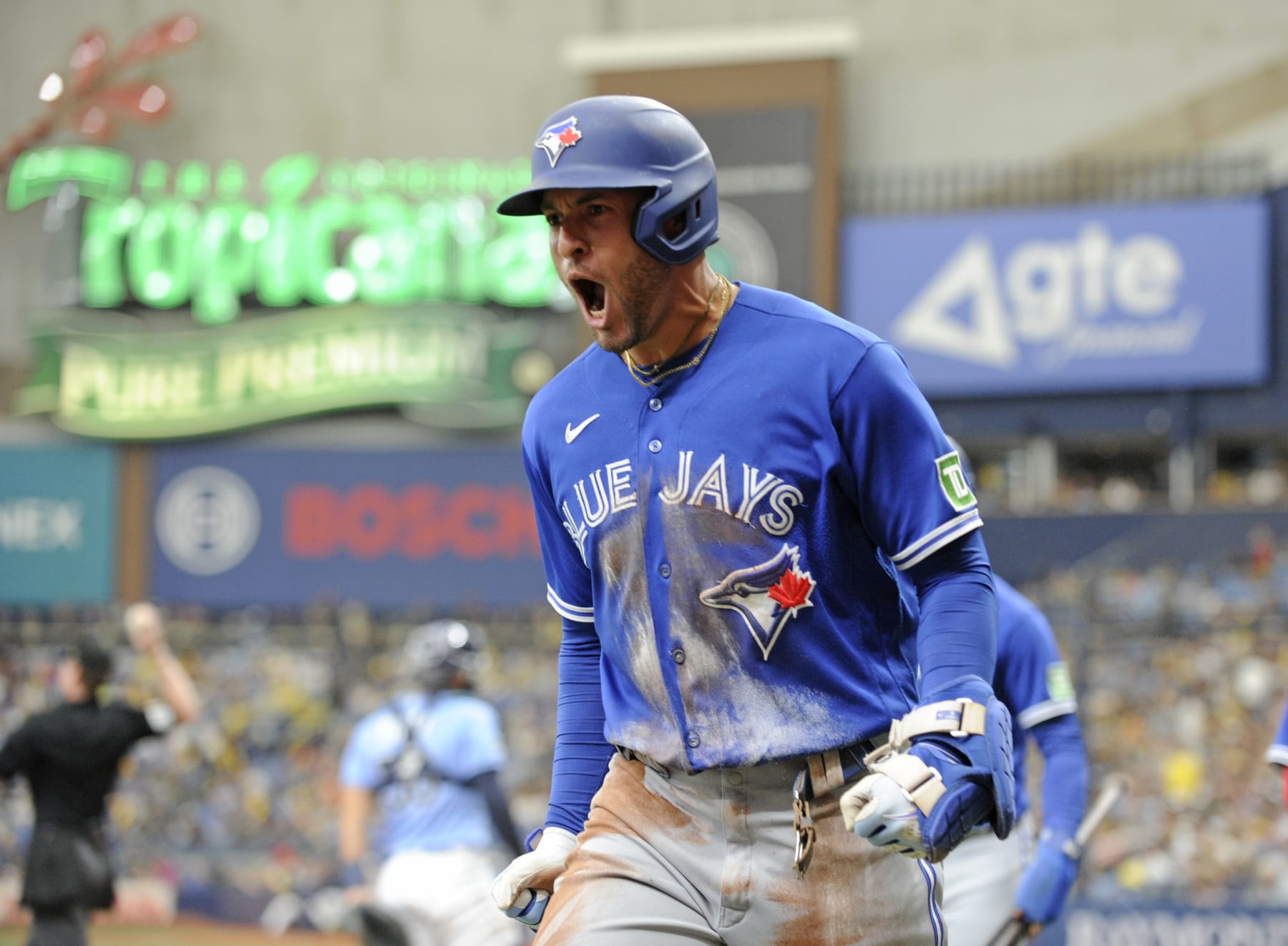 ST PETERSBURG, FLORIDA - SEPTEMBER 24: Toronto Blue Jays outfielder George Springer #4 celebrates hitting a second inning three-run inside the park homerun against the Tampa Bay Rays at Tropicana Field on September 24, 2023 in St Petersburg, Florida. (Photo by Mark Taylor/Getty Images)