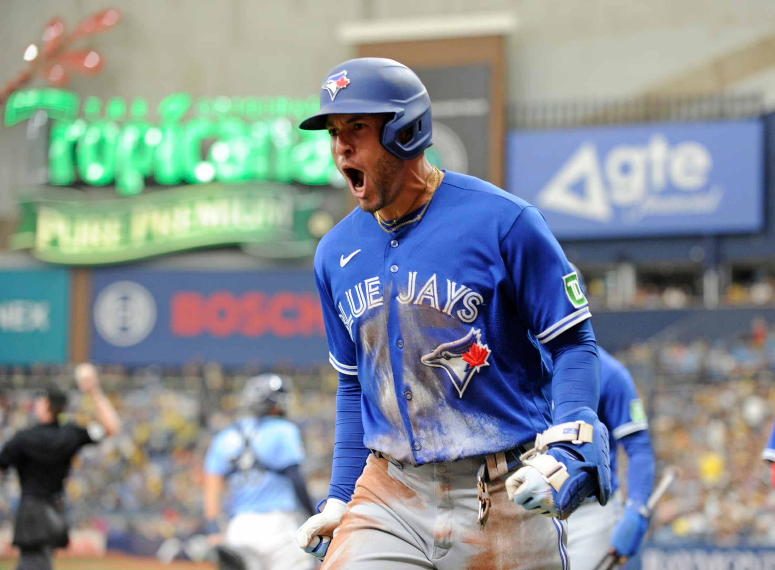 ST PETERSBURG, FLORIDA - SEPTEMBER 24: Toronto Blue Jays outfielder George Springer #4 celebrates hitting a second inning three-run inside the park homerun against the Tampa Bay Rays at Tropicana Field on September 24, 2023 in St Petersburg, Florida. (Photo by Mark Taylor/Getty Images) ST PETERSBURG, FLORIDA - SEPTEMBER 24: Toronto Blue Jays outfielder George Springer #4 celebrates hitting a second inning three-run inside the park homerun against the Tampa Bay Rays at Tropicana Field on September 24, 2023 in St Petersburg, Florida. (Photo by Mark Taylor/Getty Images)
