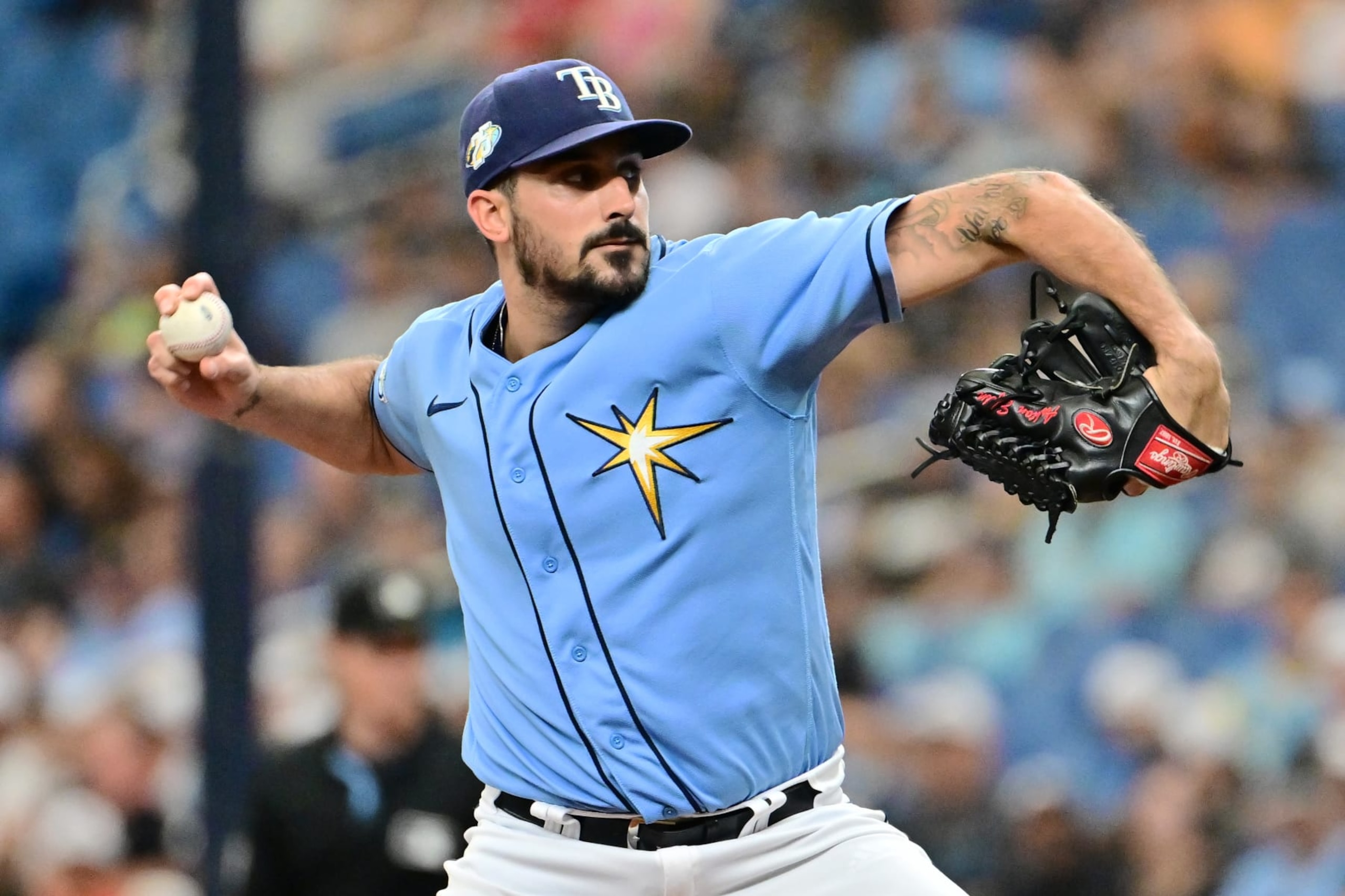 ST PETERSBURG, FLORIDA - SEPTEMBER 10: Zach Eflin #24 of the Tampa Bay Rays pitches against the Seattle Mariners in the second inning at Tropicana Field on September 10, 2023 in St Petersburg, Florida. (Photo by Julio Aguilar/Getty Images) ST PETERSBURG, FLORIDA - SEPTEMBER 10: Zach Eflin #24 of the Tampa Bay Rays pitches against the Seattle Mariners in the second inning at Tropicana Field on September 10, 2023 in St Petersburg, Florida. (Photo by Julio Aguilar/Getty Images)