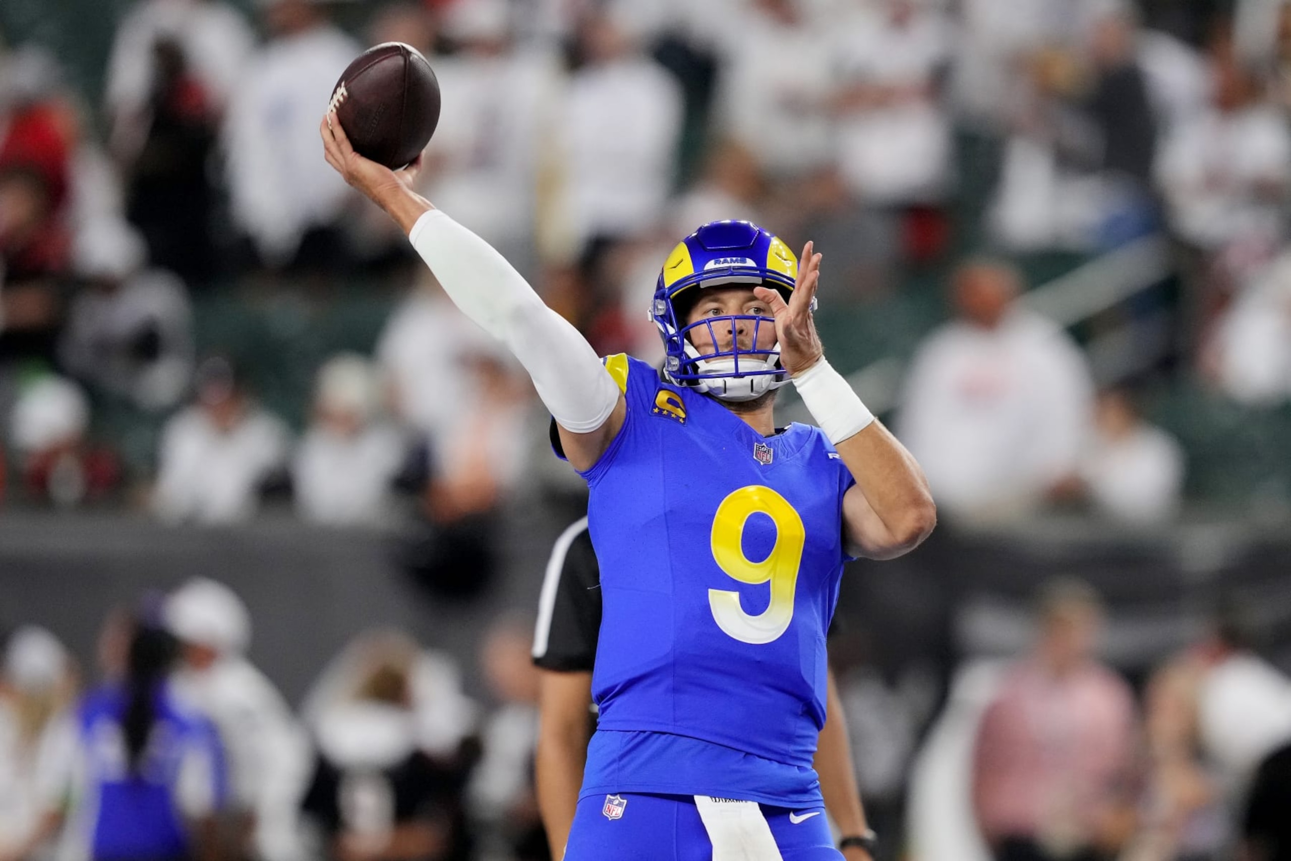 CINCINNATI, OHIO - SEPTEMBER 25: Matthew Stafford #9 of the Los Angeles Rams warms up prior to the game against the Cincinnati Bengals at Paycor Stadium on September 25, 2023 in Cincinnati, Ohio. (Photo by Dylan Buell/Getty Images)