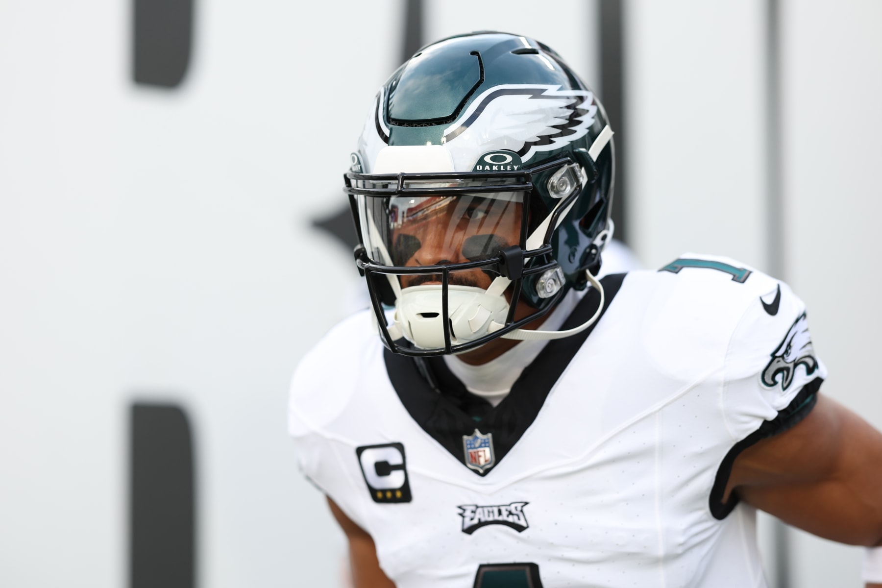 TAMPA, FLORIDA - SEPTEMBER 25: Jalen Hurts #1 of the Philadelphia Eagles warms up prior to a game against the Tampa Bay Buccaneers at Raymond James Stadium on September 25, 2023 in Tampa, Florida. (Photo by Mike Carlson/Getty Images)