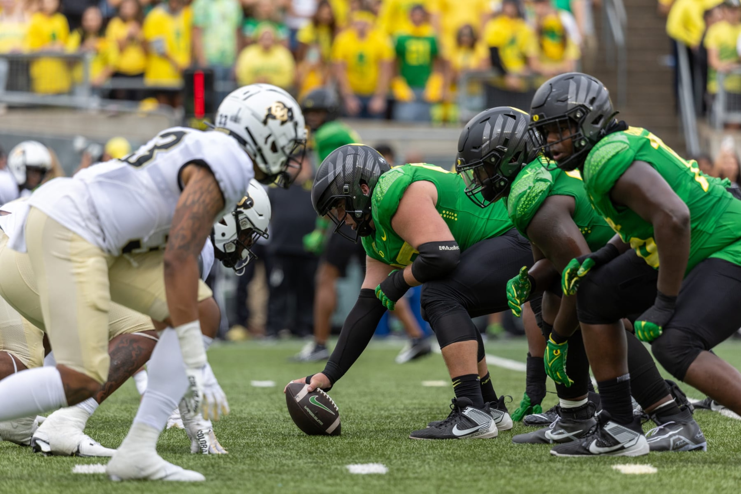 EUGENE, OREGON - SEPTEMBER 23: Offensive lineman Jackson Powers-Johnson #58  on the line of scrimmage against the Colorado Buffaloes of the Oregon Ducks  at Autzen Stadium on September 23, 2023 in Eugene, Oregon. The Oregon Ducks defeated the Colorado Buffaloes  42-6. (Photo by Tom Hauck/Getty Images)