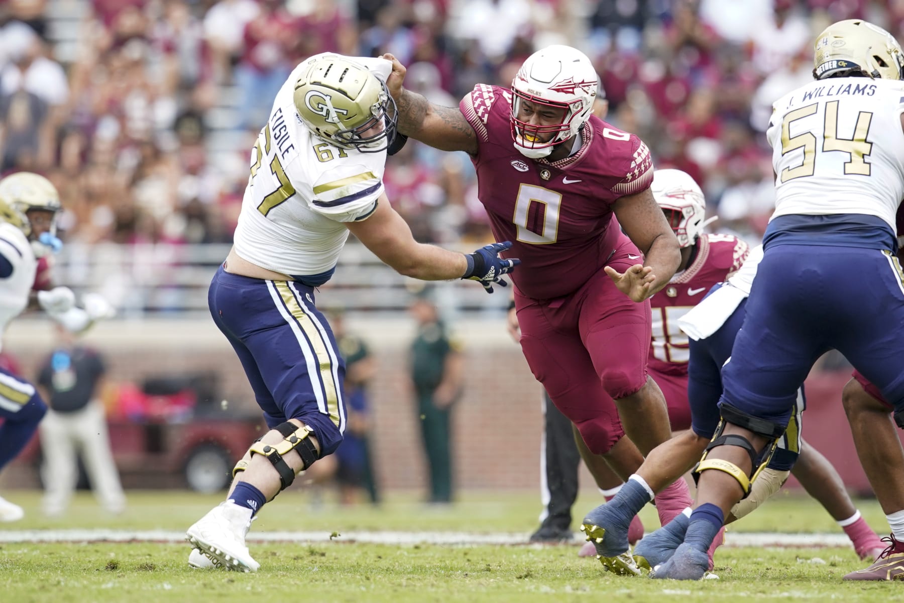 TALLAHASSEE, FL - OCTOBER 29: Florida State Seminoles defensive tackle Fabien Lovett (0) sets the line of scrimmage during a college football game against the Georgia Tech Yellow Jackets on October 29, 2022 at Doak Campbell Stadium in Tallahassee, FL. (Photo by Chris Leduc/Icon Sportswire via Getty Images)
