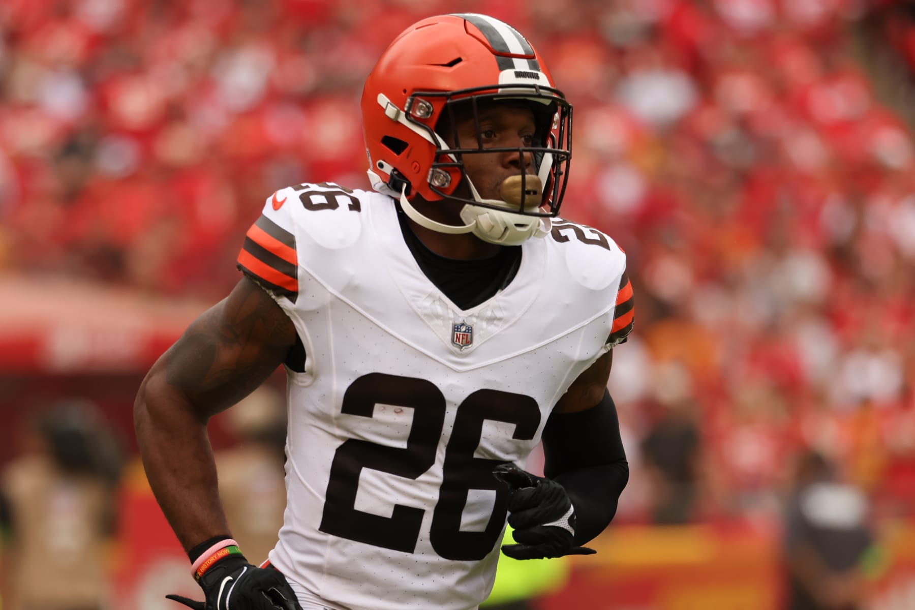 KANSAS CITY, MO - AUGUST 26: Cleveland Browns safety Rodney McLeod (26) before an NFL preseason game between the Cleveland Browns and Kansas City Chiefs on Aug 26, 2023 at GEHA Field at Arrowhead Stadium in Kansas City, MO. (Photo by Scott Winters/Icon Sportswire via Getty Images)
