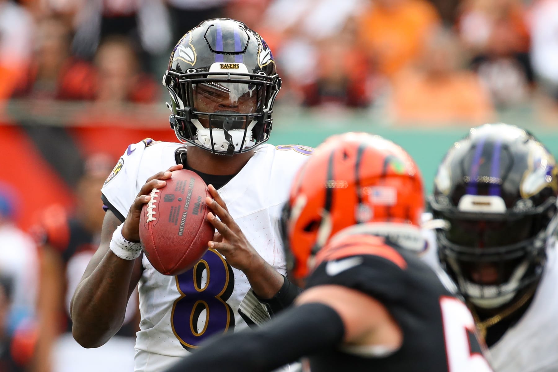 CINCINNATI, OH - SEPTEMBER 17: Baltimore Ravens quarterback Lamar Jackson (8) looks to pass during the game against the Baltimore Ravens and the Cincinnati Bengals on September 17, 2023, at Paycor Stadium in Cincinnati, OH. (Photo by Ian Johnson/Icon Sportswire via Getty Images