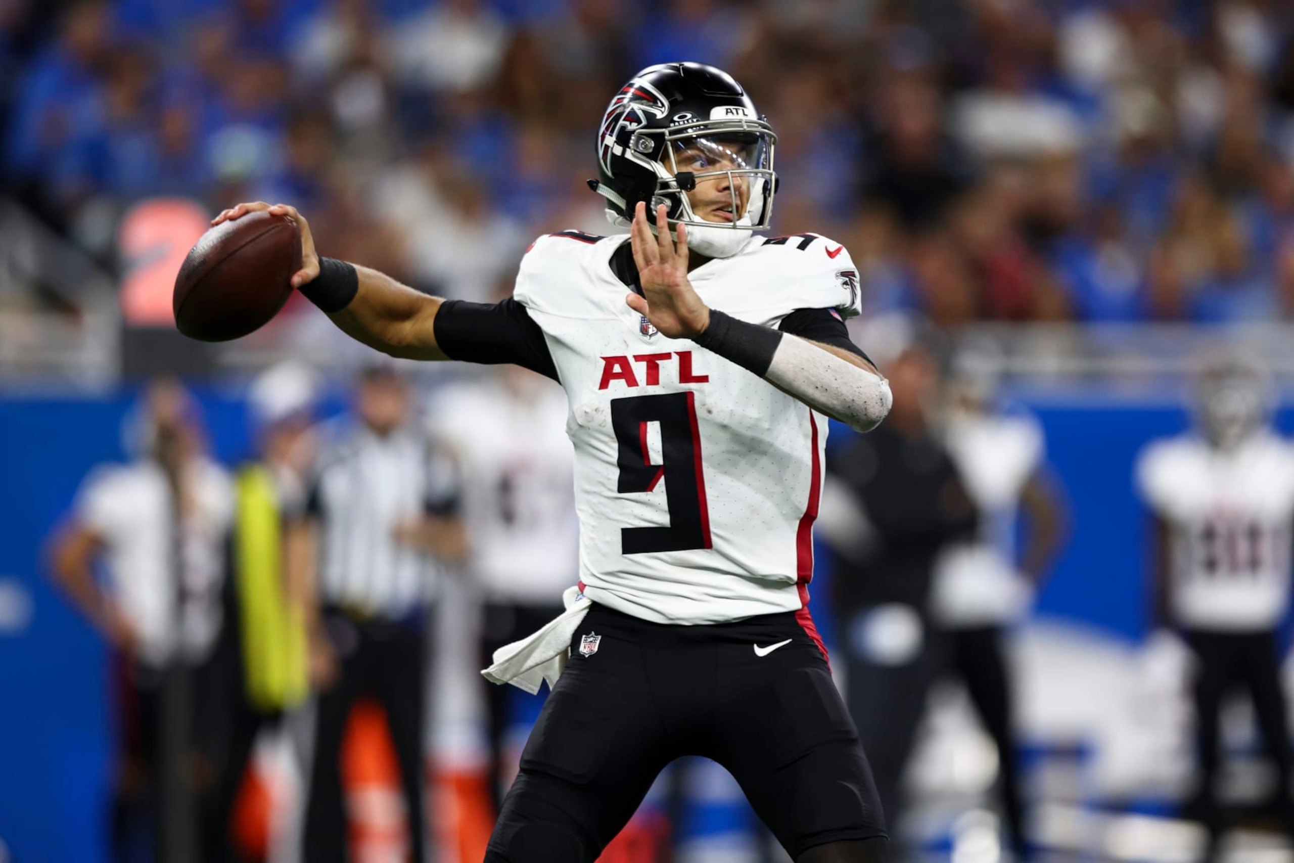 DETROIT, MI - SEPTEMBER 24: Desmond Ridder #9 of the Atlanta Falcons throws a pass during the third quarter of an NFL football game against the Detroit Lions at Ford Field on September 24, 2023 in Detroit, Michigan. (Photo by Kevin Sabitus/Getty Images)