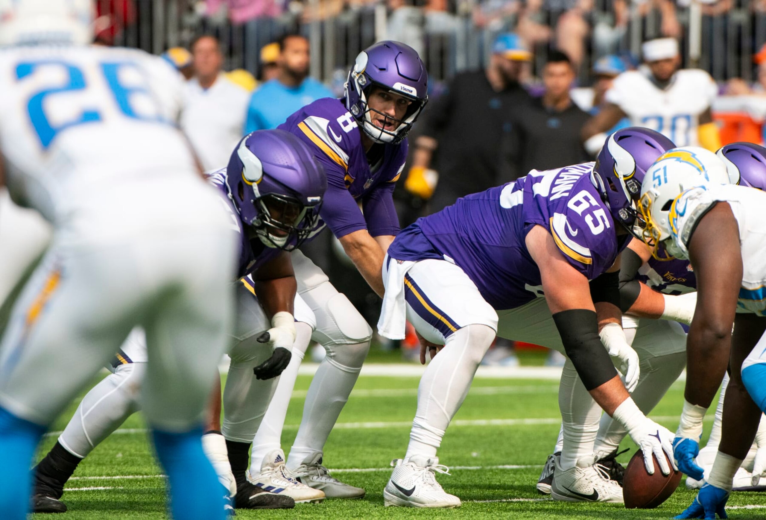 MINNEAPOLIS, MINNESOTA - SEPTEMBER 24: Kirk Cousins #8 of the Minnesota Vikings stands under center in the first quarter of the game against the Los Angeles Chargers at U.S. Bank Stadium on September 24, 2023 in Minneapolis, Minnesota. (Photo by Stephen Maturen/Getty Images) MINNEAPOLIS, MINNESOTA - SEPTEMBER 24: Kirk Cousins #8 of the Minnesota Vikings stands under center in the first quarter of the game against the Los Angeles Chargers at U.S. Bank Stadium on September 24, 2023 in Minneapolis, Minnesota. (Photo by Stephen Maturen/Getty Images)