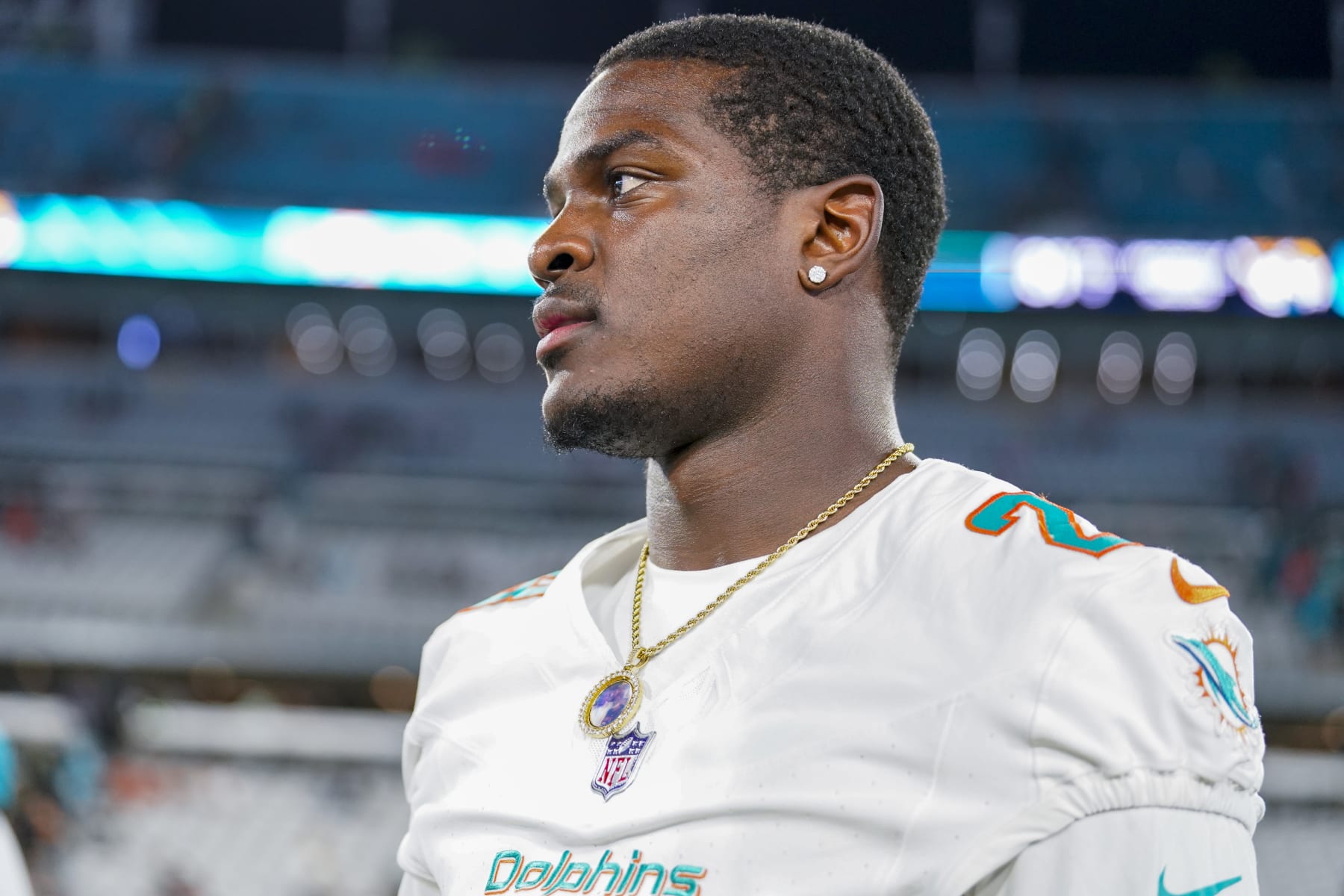 JACKSONVILLE, FLORIDA - AUGUST 26: De'Von Achane #28 of the Miami Dolphins leaves the field after a preseason game against the Jacksonville Jaguars at TIAA Bank Field on August 26, 2023 in Jacksonville, Florida. (Photo by Rich Storry/Getty Images)