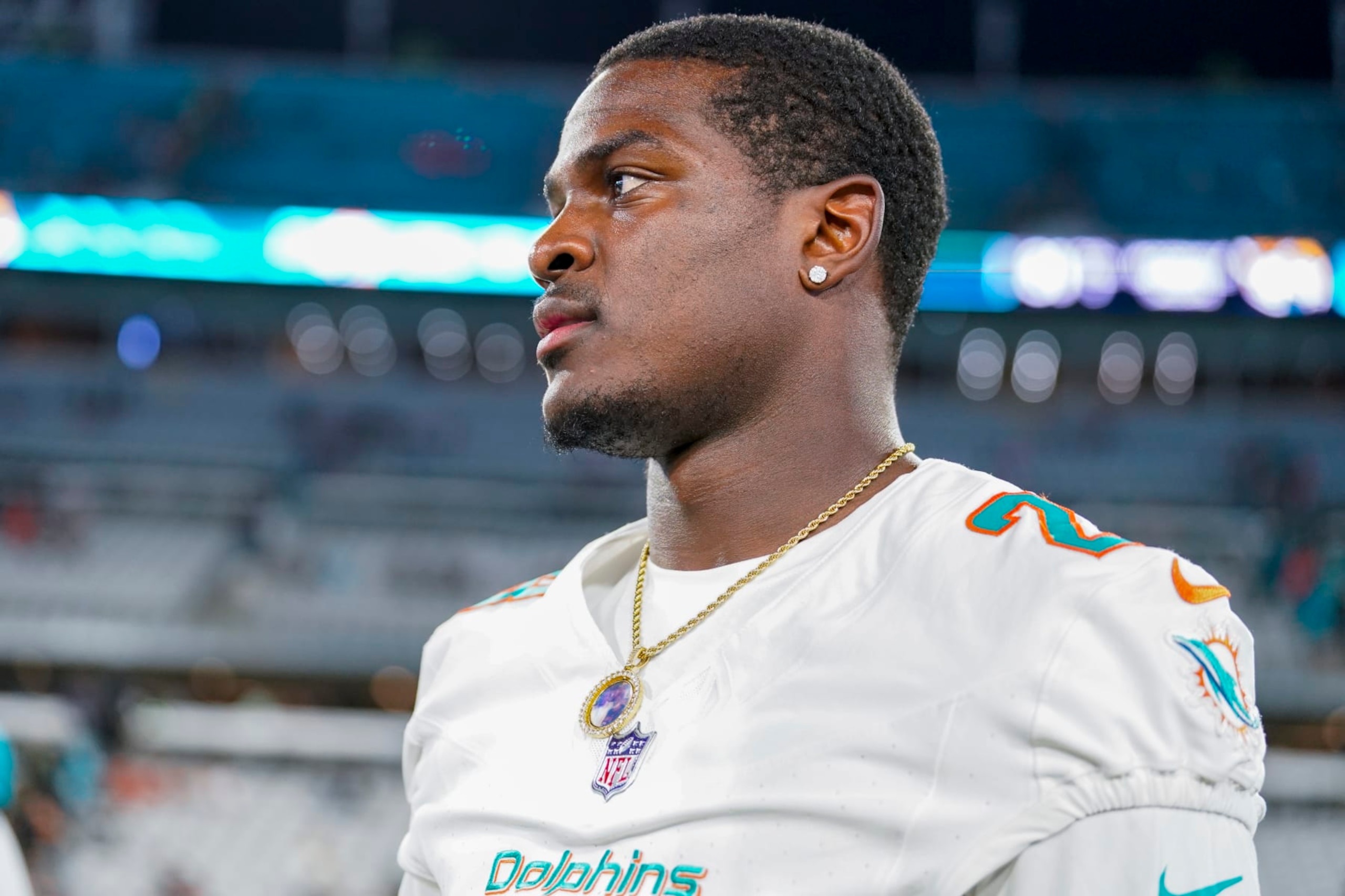 JACKSONVILLE, FLORIDA - AUGUST 26: De'Von Achane #28 of the Miami Dolphins leaves the field after a preseason game against the Jacksonville Jaguars at TIAA Bank Field on August 26, 2023 in Jacksonville, Florida. (Photo by Rich Storry/Getty Images)