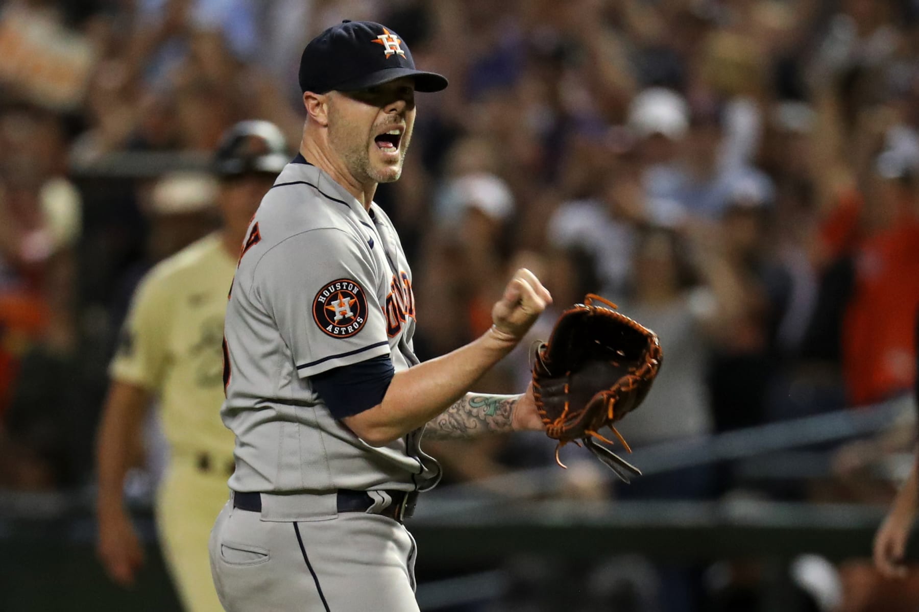 PHOENIX, AZ - SEPTEMBER 29: Houston Astros relief pitcher Ryan Pressly (55) celebrates the final out after a baseball game between the Houston Astros and the Arizona Diamondbacks on September 29th, 2023, at Chase Field in Phoenix, AZ. (Photo by Zac BonDurant/Icon Sportswire via Getty Images)