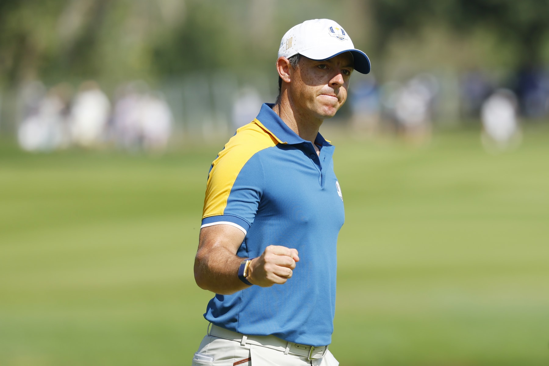 ROME, ITALY - OCTOBER 01: Rory McIlroy of Team Europe celebrates on the fifth green during the Sunday singles matches of the 2023 Ryder Cup at Marco Simone Golf Club on October 01, 2023 in Rome, Italy. (Photo by Mike Ehrmann/Getty Images)