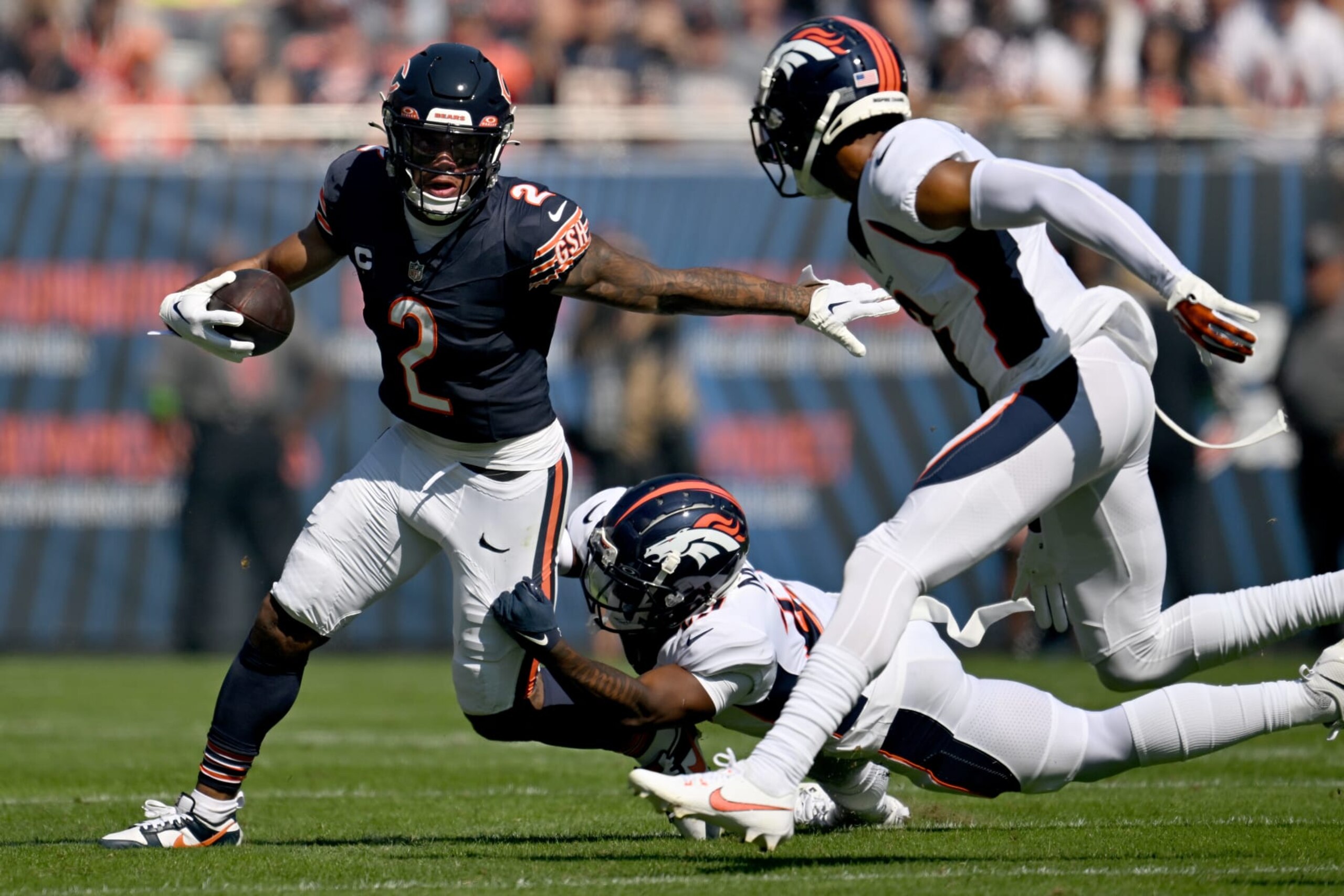 Bears WR D.J. Moore