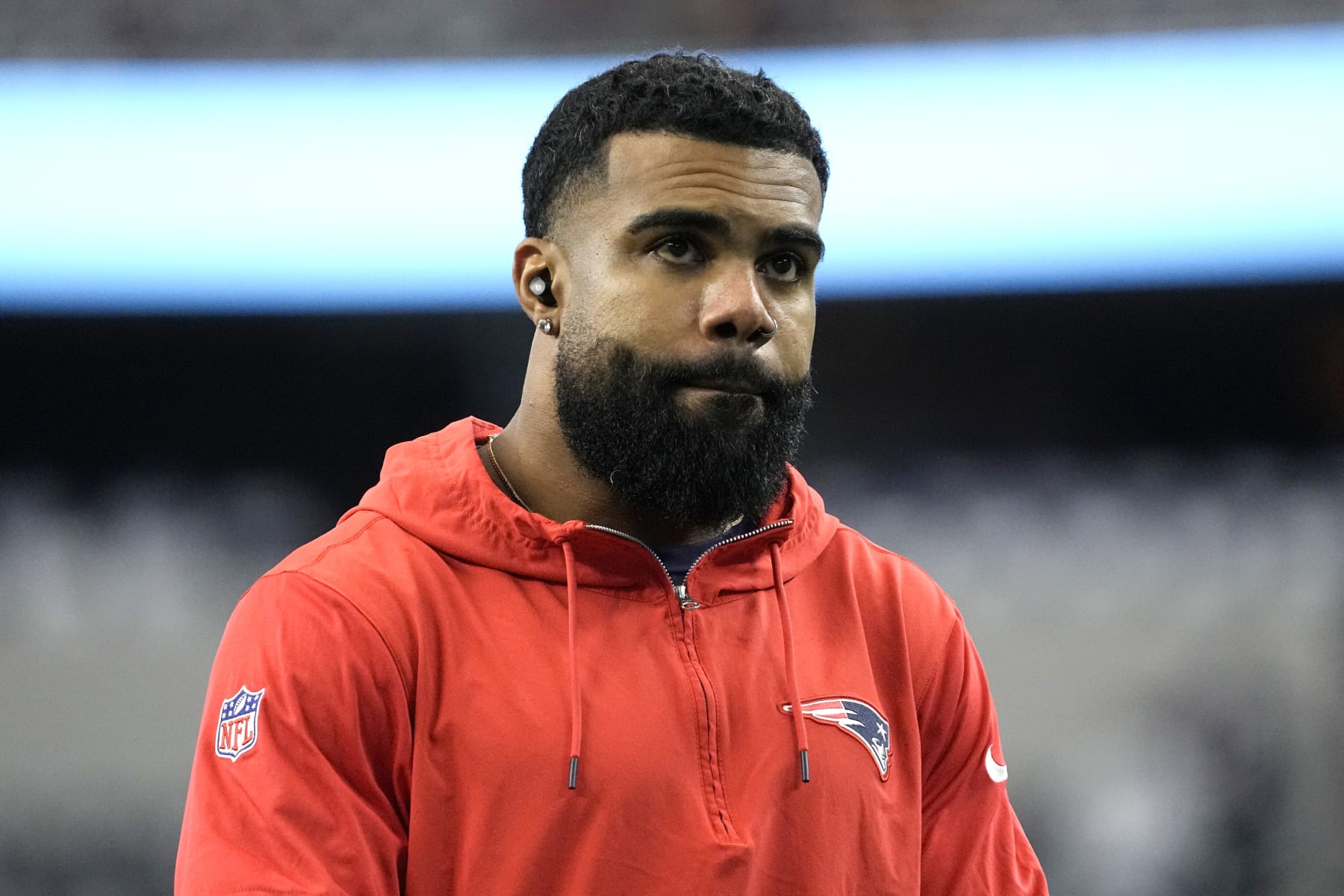 ARLINGTON, TEXAS - OCTOBER 01: Ezekiel Elliott #15 of the New England Patriots warms up prior to a game against the Dallas Cowboys at AT&T Stadium on October 01, 2023 in Arlington, Texas. (Photo by Sam Hodde/Getty Images)