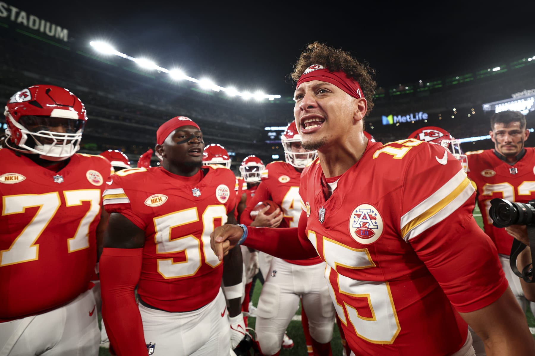 EAST RUTHERFORD, NJ - OCTOBER 01: Patrick Mahomes #15 of the Kansas City Chiefs gives a speech in the team huddle prior to an NFL football game against the New York Jets at MetLife Stadium on October 1, 2023 in East Rutherford, New Jersey. (Photo by Kevin Sabitus/Getty Images)