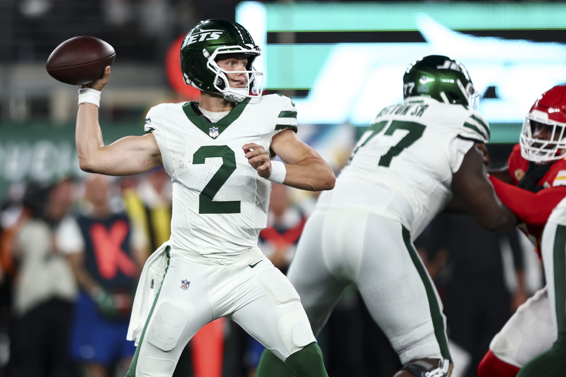 EAST RUTHERFORD, NJ - OCTOBER 1: Zach Wilson #2 of the New York Jets throws a pass during the fourth quarter of an NFL football game against the Kansas City Chiefs at MetLife Stadium on October 1, 2023 in East Rutherford, New Jersey. (Photo by Kevin Sabitus/Getty Images)
