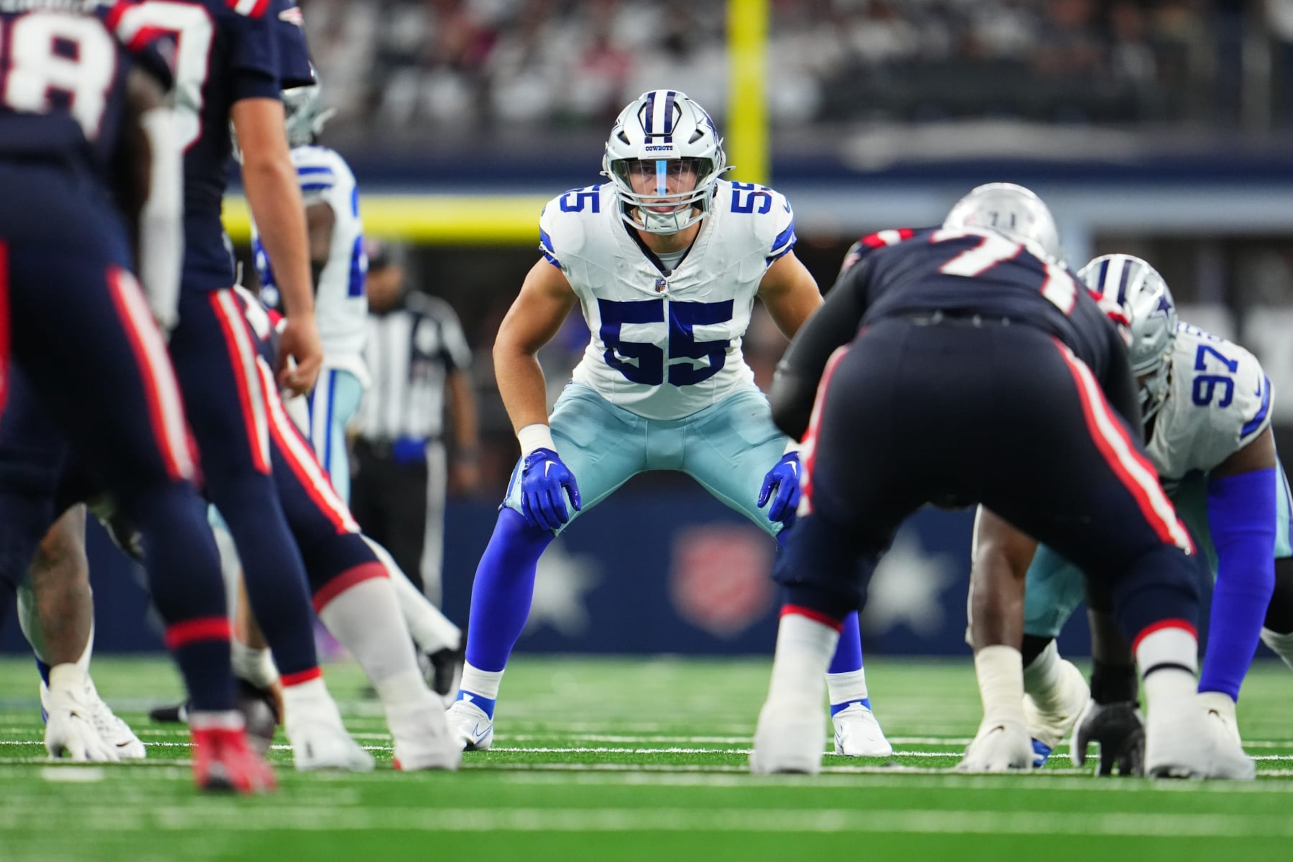 ARLINGTON, TX - OCTOBER 01: Leighton Vander Esch #55 of the Dallas Cowboys lines up against the New England Patriots during the second half at AT&T Stadium on October 1, 2023 in Arlington, Texas. (Photo by Cooper Neill/Getty Images) ARLINGTON, TX - OCTOBER 01: Leighton Vander Esch #55 of the Dallas Cowboys lines up against the New England Patriots during the second half at AT&T Stadium on October 1, 2023 in Arlington, Texas. (Photo by Cooper Neill/Getty Images)