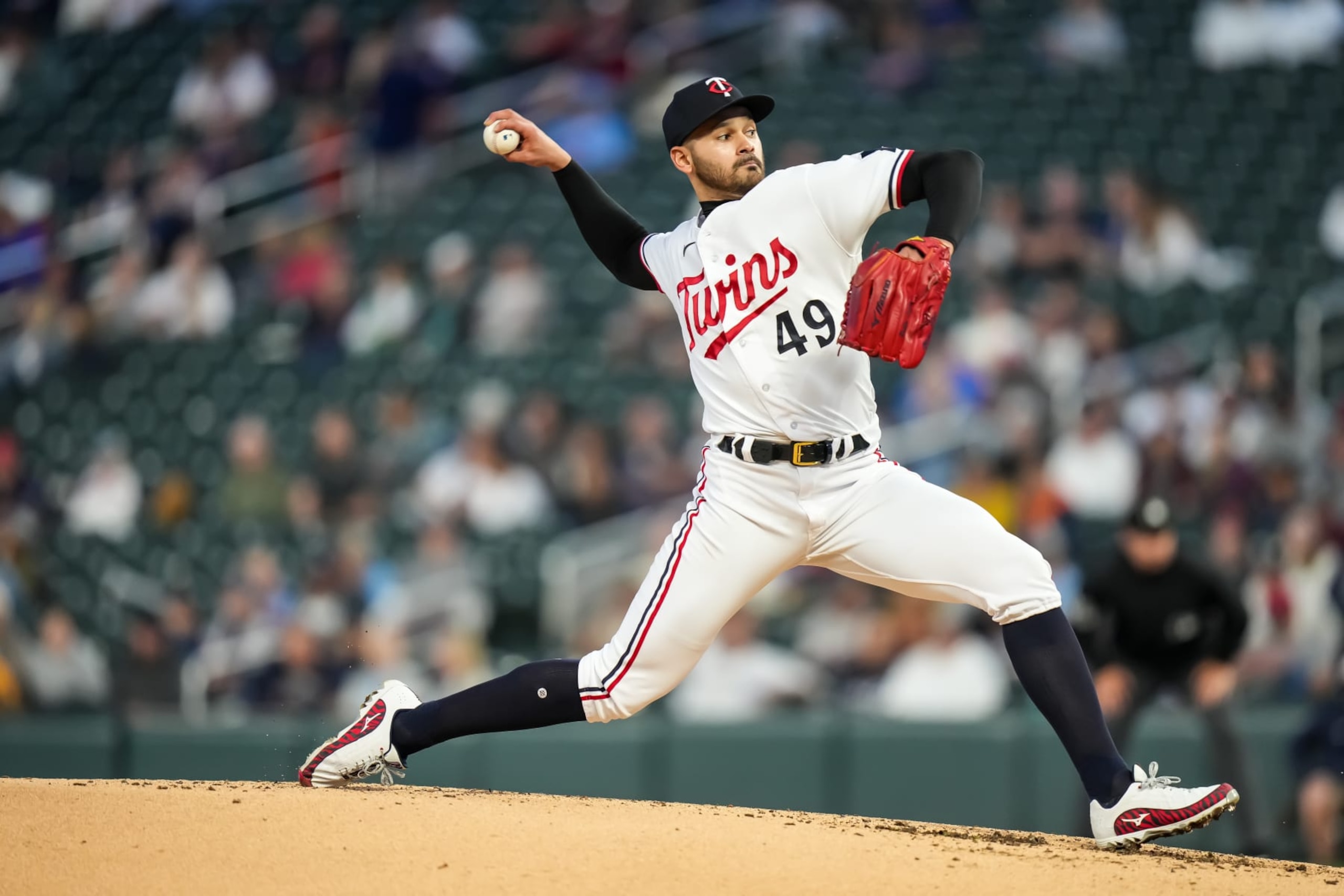 MINNEAPOLIS, MN - SEPTEMBER 27: Pablo Lopez #49 of the Minnesota Twins pitches against the Oakland Athletics on September 27, 2023 at Target Field in Minneapolis, Minnesota. (Photo by Brace Hemmelgarn/Minnesota Twins/Getty Images)