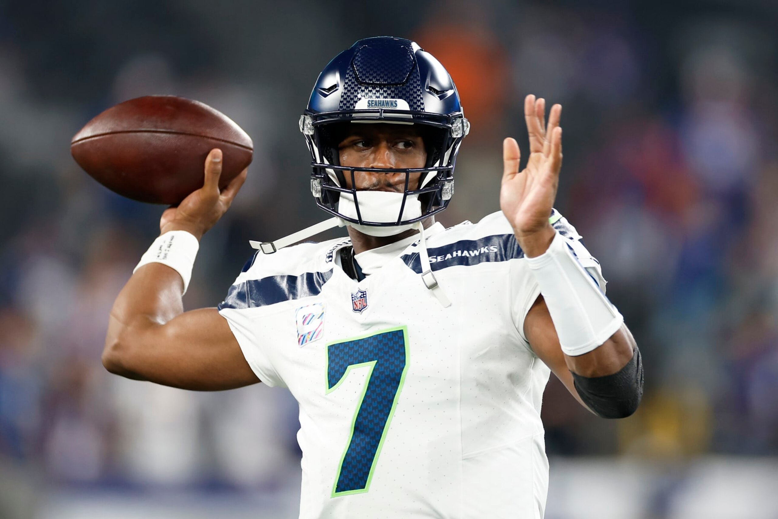 EAST RUTHERFORD, NEW JERSEY - OCTOBER 02: Geno Smith #7 of the Seattle Seahawks warms-up prior to a game against the New York Giants at MetLife Stadium on October 02, 2023 in East Rutherford, New Jersey. (Photo by Sarah Stier/Getty Images)
